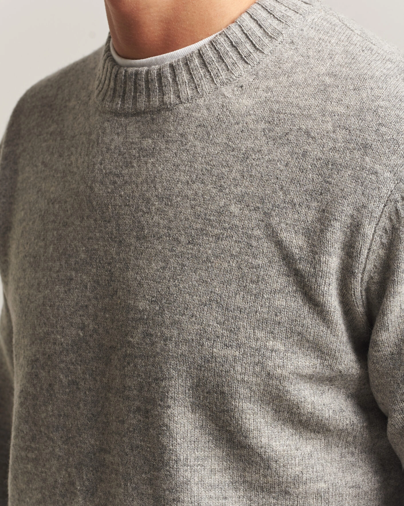 Herr | Tröjor | A Day's March | Marlow Lambswool Sweater Grey Melange