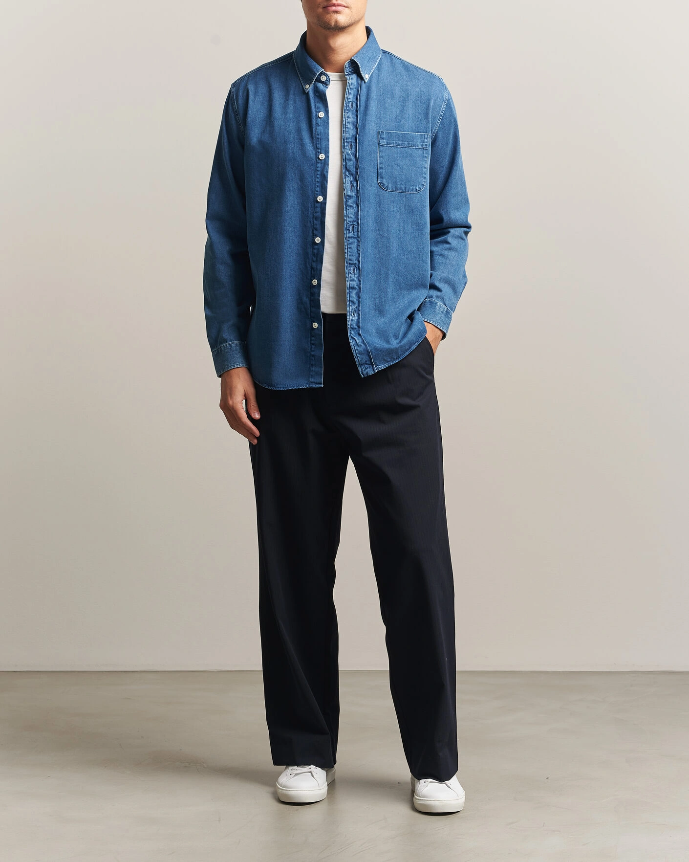 Herr | Skjortor | A Day's March | Original Button Down Denim Shirt Mid Blue