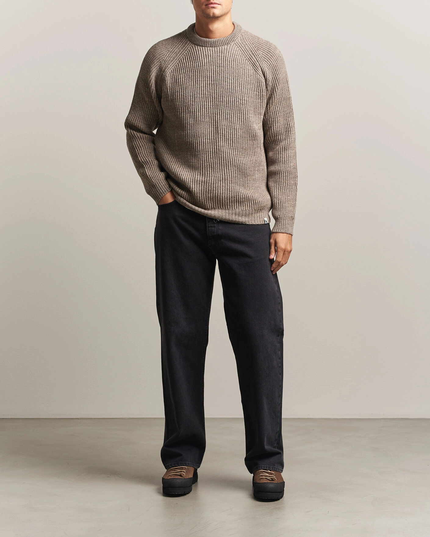 Herr | Tröjor | Peregrine | Ford Knitted Wool Jumper Light Brown