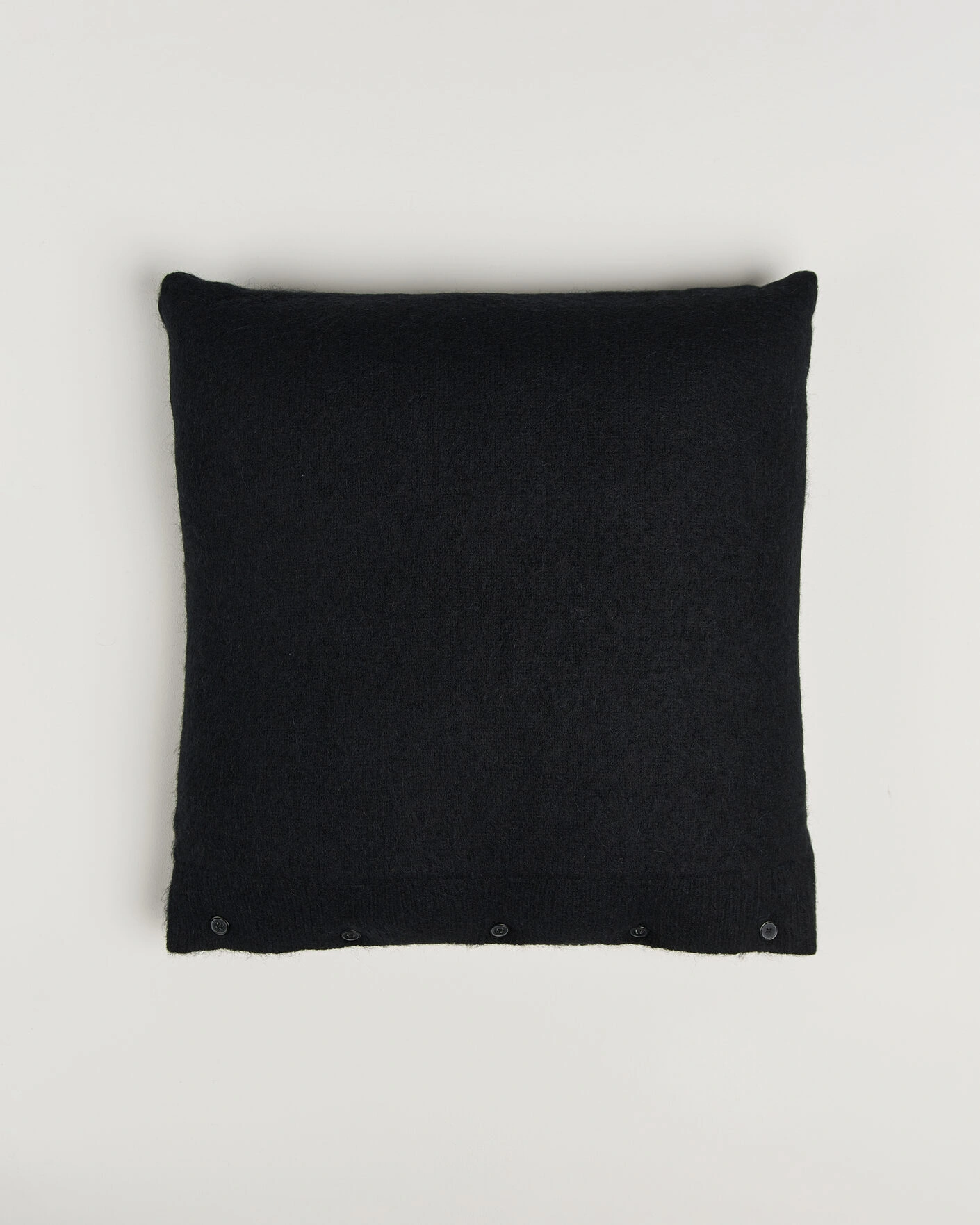Herr | Till hemmet | Ralph Lauren Home | Ralph & Ricky Bear Wool/Alpaca Pillow Black