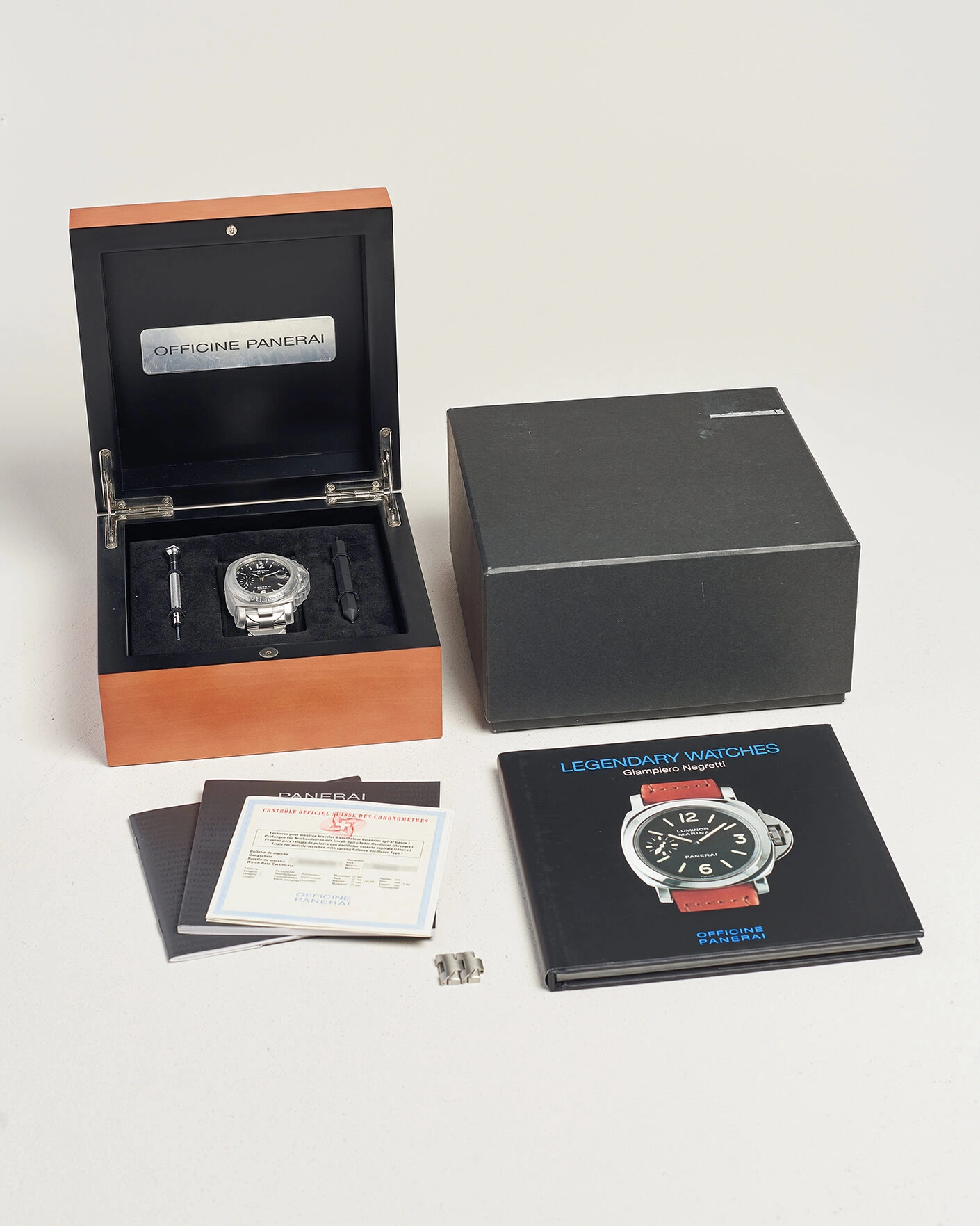 Herr | Pre-Owned & Vintage Watches | Panerai Pre-Owned | Luminor GMT