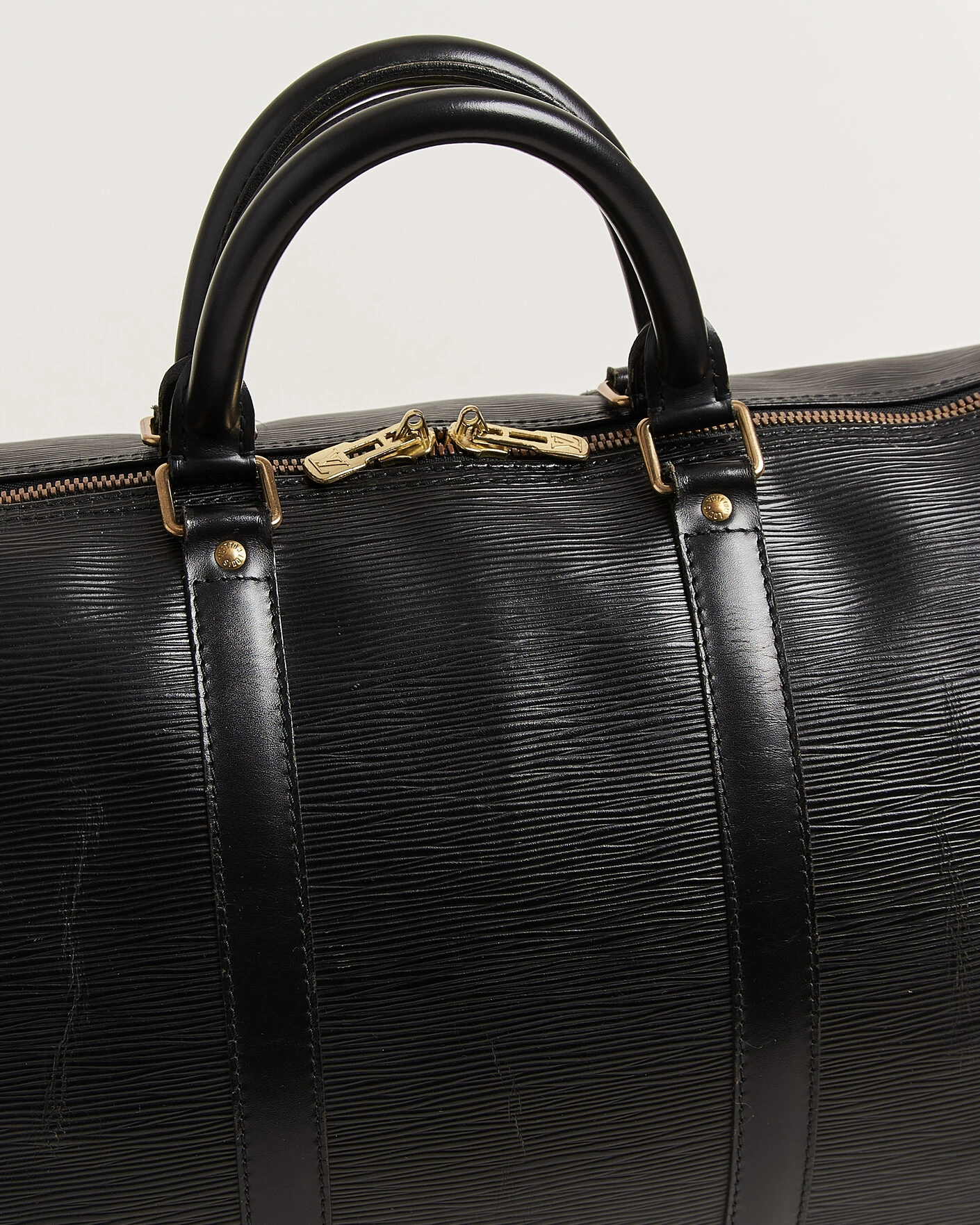 Herr | Pre-Owned & Vintage Bags | Louis Vuitton Pre-Owned | Keepall 50 Epi Leather Black