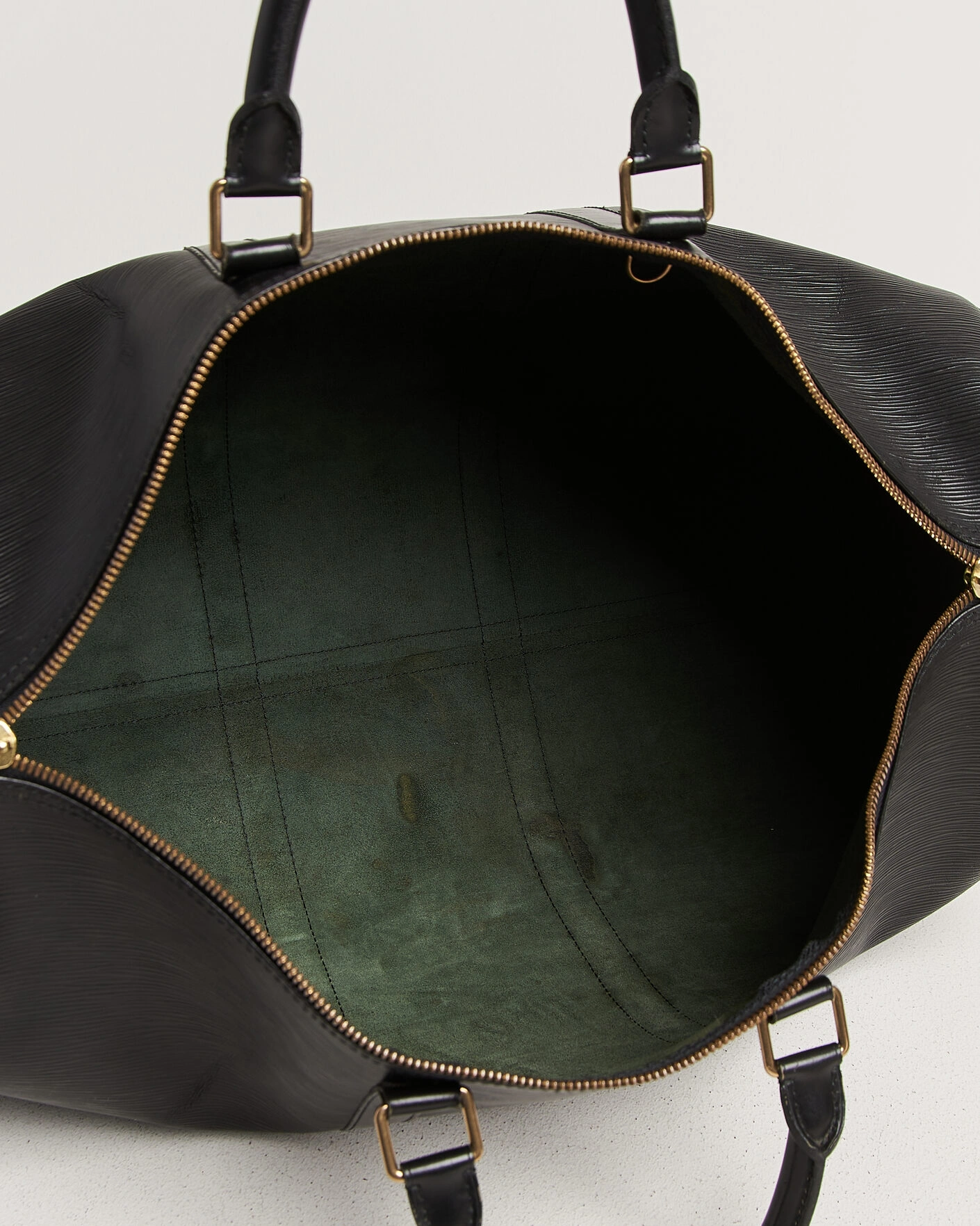 Herr | Pre-Owned & Vintage Bags | Louis Vuitton Pre-Owned | Keepall 50 Epi Leather Black