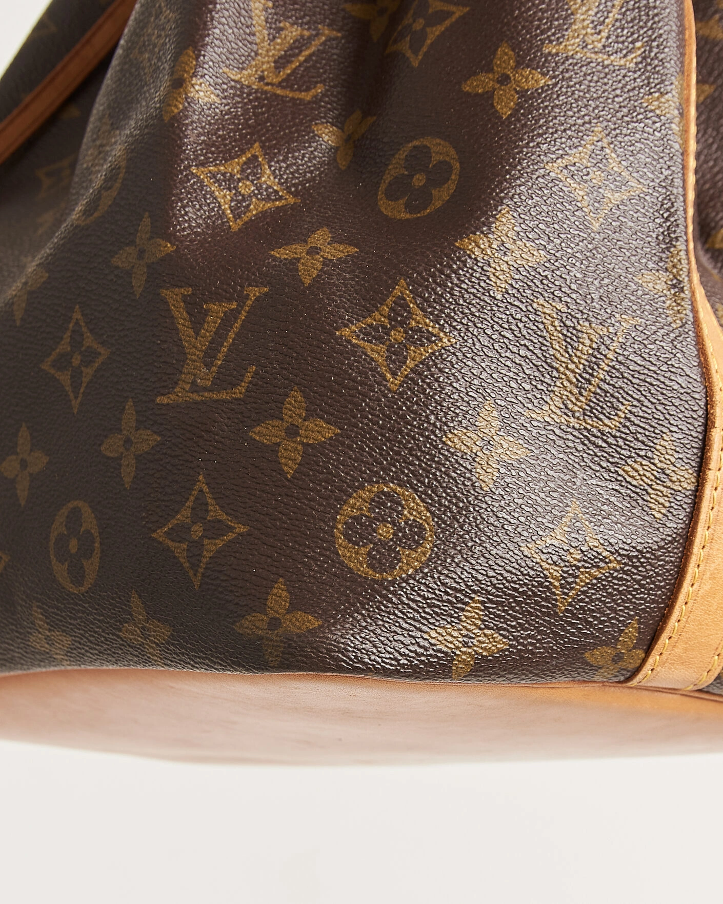 Herr | Pre-Owned & Vintage Bags | Louis Vuitton Pre-Owned | Petit Noé Monogram