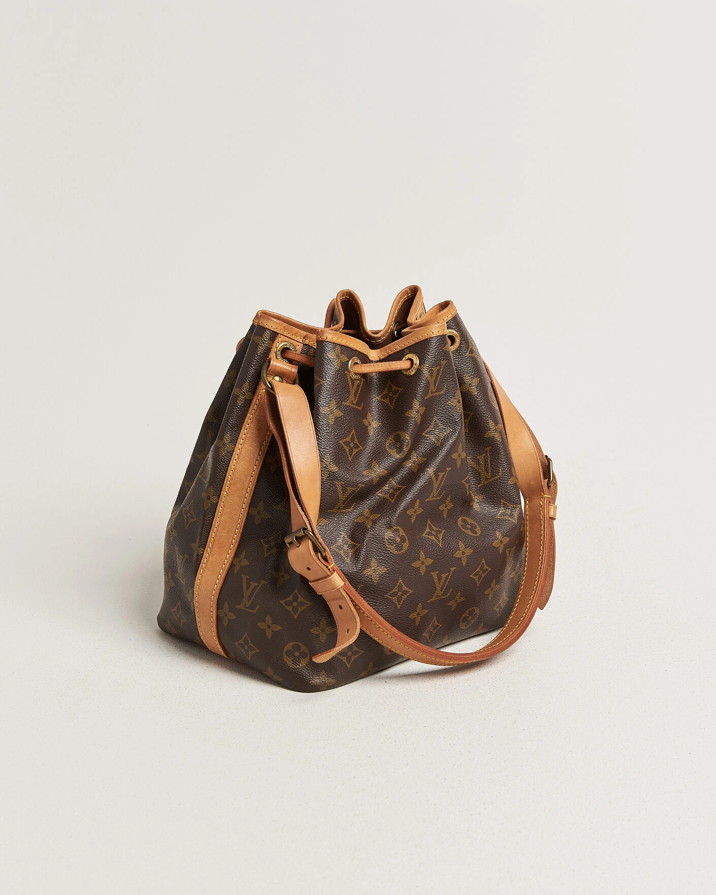 Herr | Pre-Owned & Vintage Bags | Louis Vuitton Pre-Owned | Petit Noé Monogram