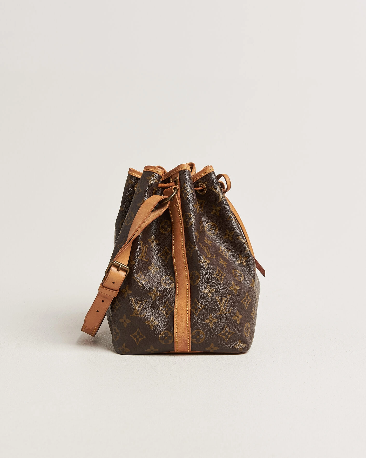 Herr | Pre-Owned & Vintage Bags | Louis Vuitton Pre-Owned | Petit Noé Monogram