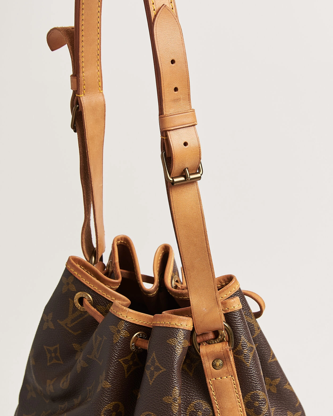 Herr | Pre-Owned & Vintage Bags | Louis Vuitton Pre-Owned | Petit Noé Monogram