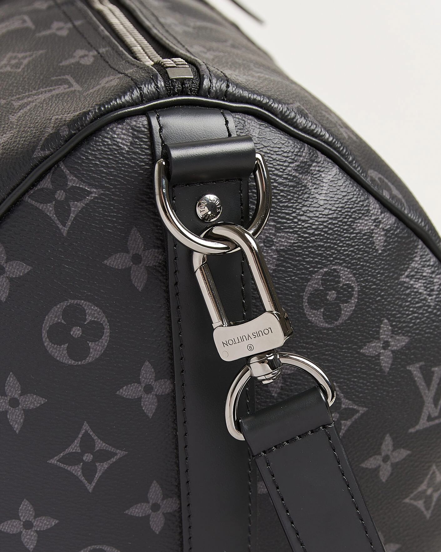 Herr | Pre-Owned & Vintage Bags | Louis Vuitton Pre-Owned | Keepall 55 Bandoulière Monogram Eclipse