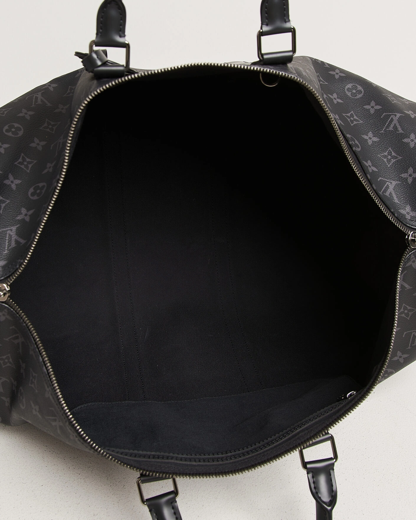 Herr | Pre-Owned & Vintage Bags | Louis Vuitton Pre-Owned | Keepall 55 Bandoulière Monogram Eclipse