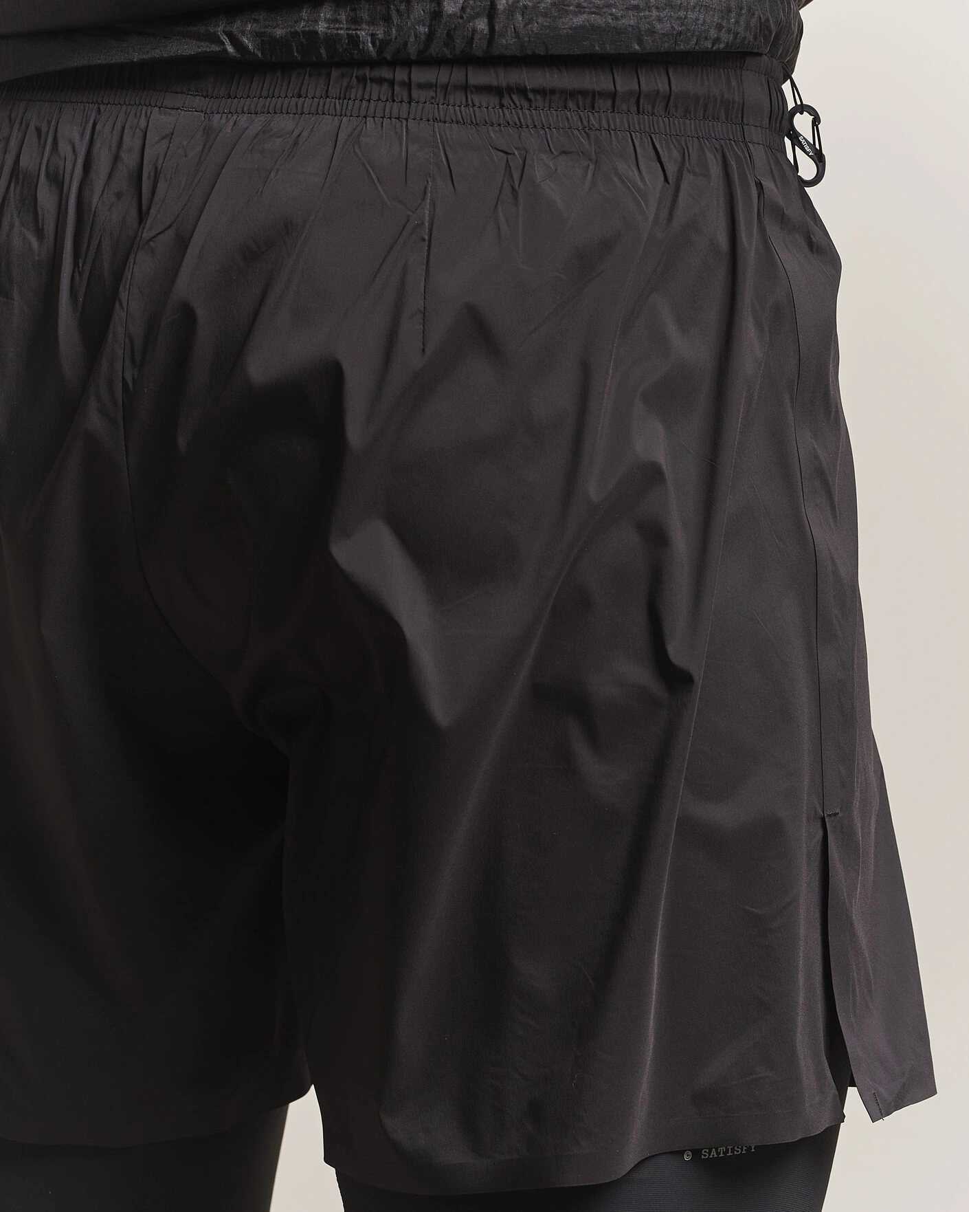 Herr | Shorts | Satisfy | TechSilk 8 Inch Shorts Black
