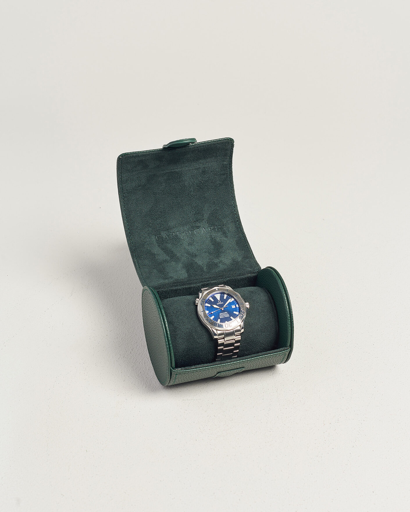 Herr | Pre-Owned & Vintage Watches | Omega Pre-Owned | Seamaster 300M Electric Blue