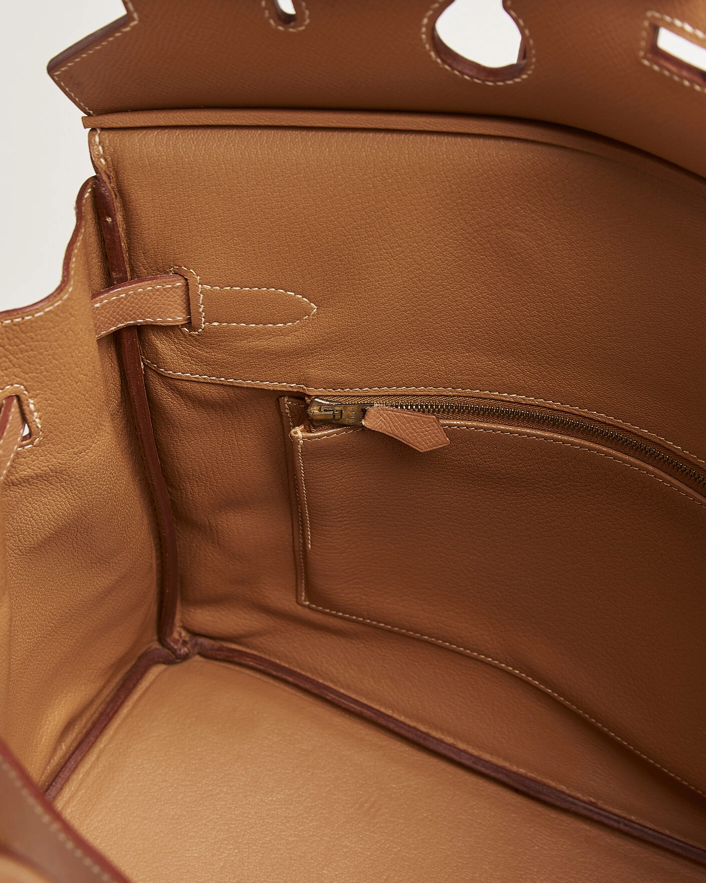 Herr | Pre-Owned & Vintage Bags | Hermès Pre-Owned | Birkin 35 Courchevel Gold