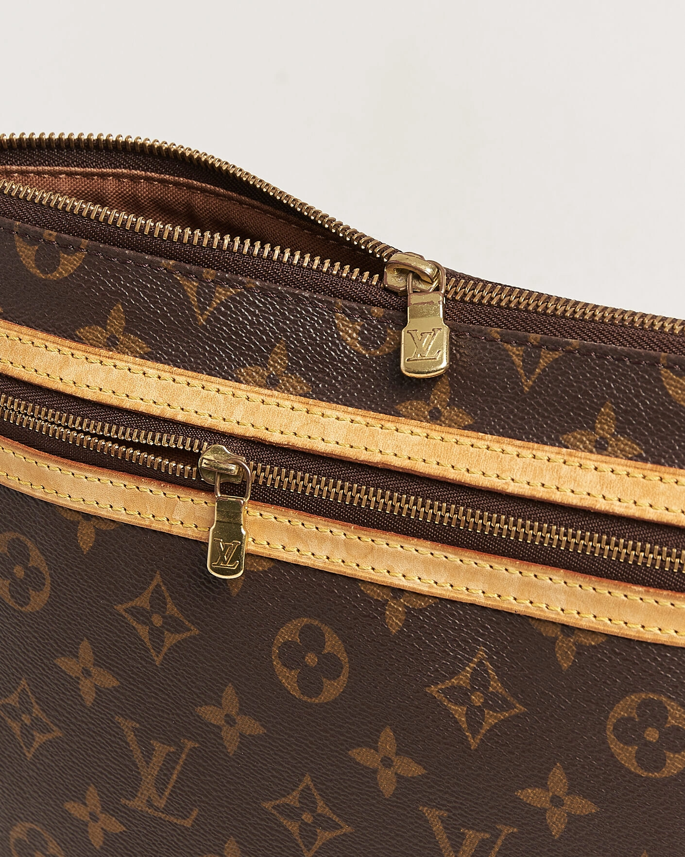 Herr | Pre-Owned & Vintage Bags | Louis Vuitton Pre-Owned | Bosphore Pochette Monogram