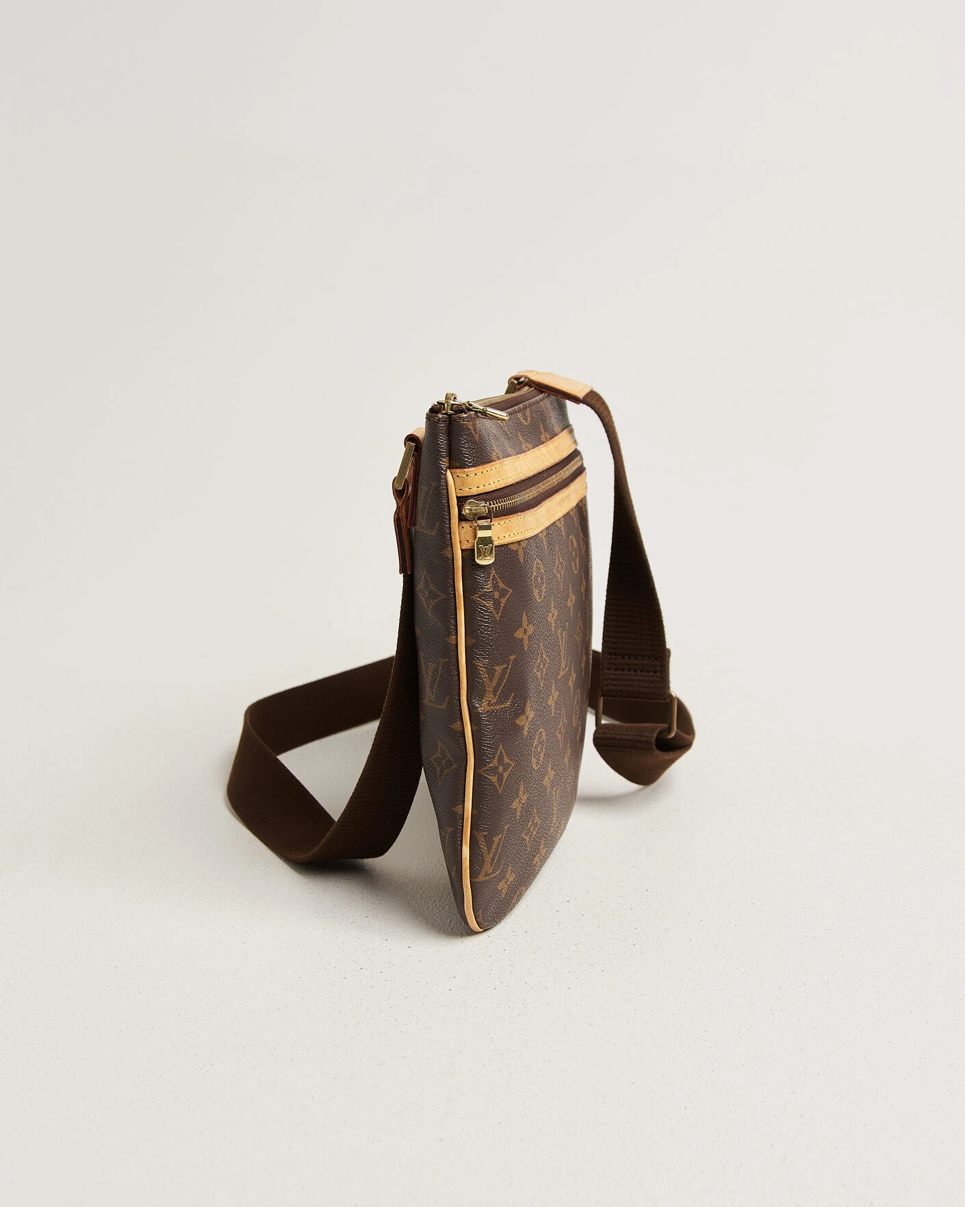 Herr | Pre-Owned & Vintage Bags | Louis Vuitton Pre-Owned | Bosphore Pochette Monogram