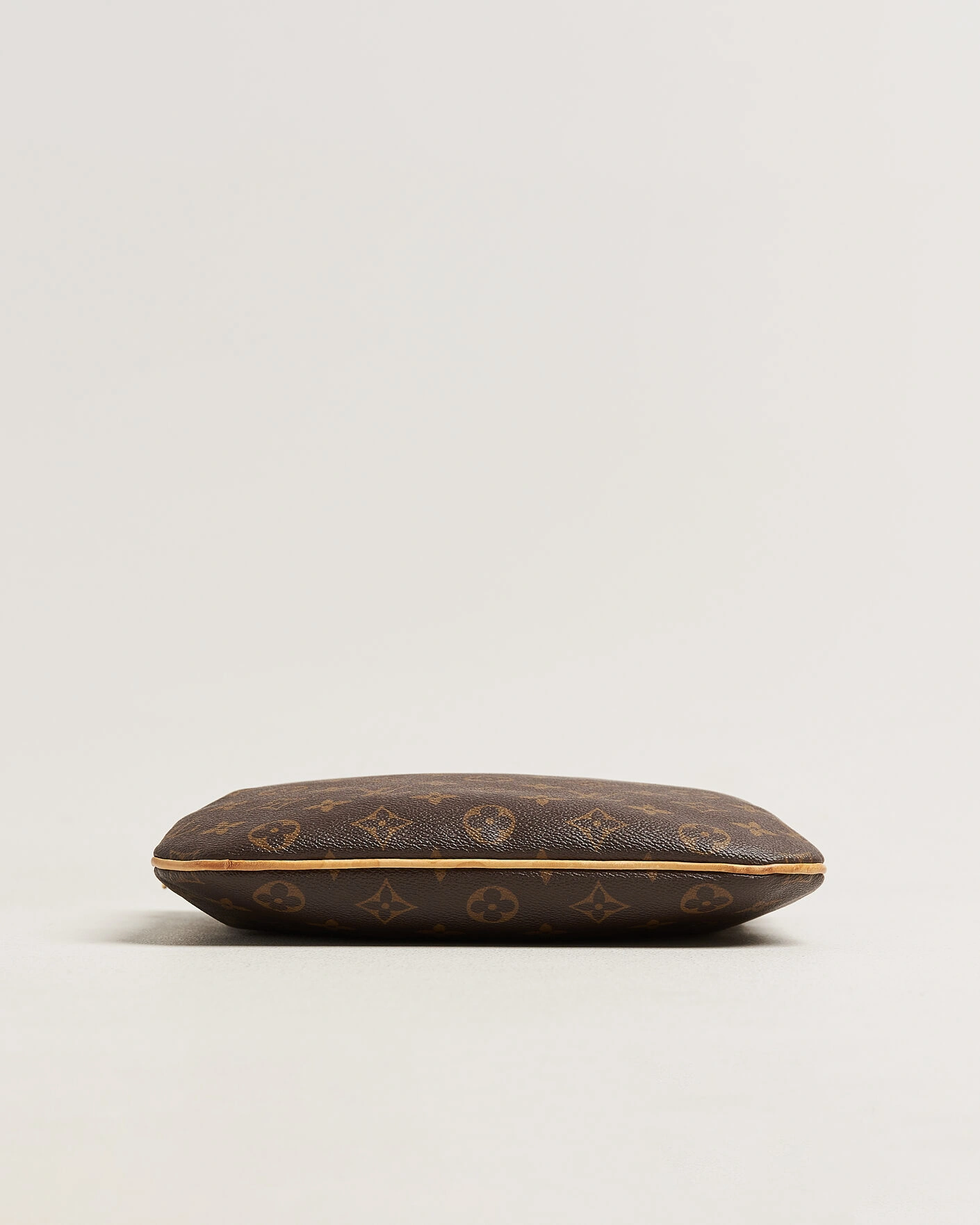 Herr | Pre-Owned & Vintage Bags | Louis Vuitton Pre-Owned | Bosphore Pochette Monogram