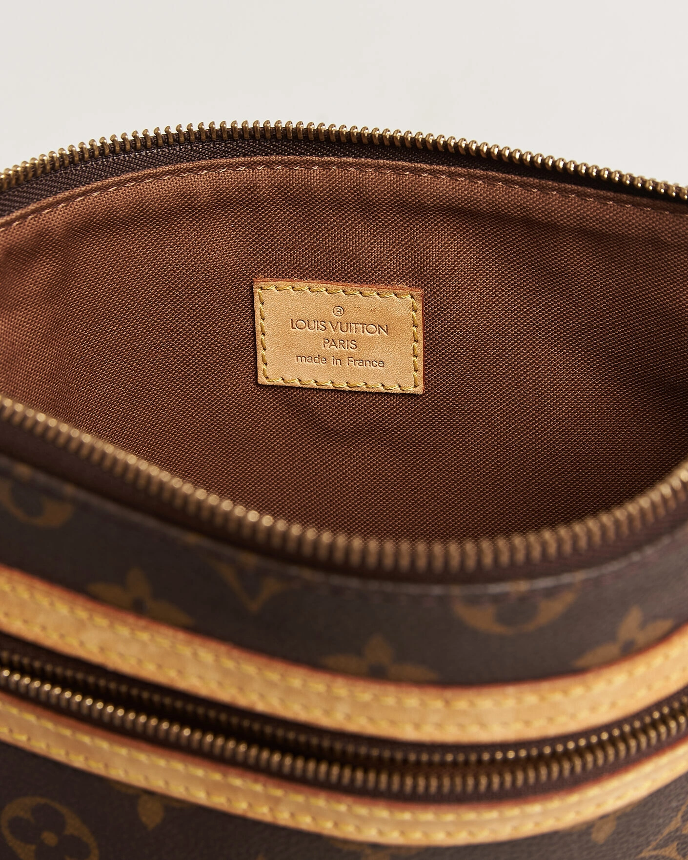 Herr | Pre-Owned & Vintage Bags | Louis Vuitton Pre-Owned | Bosphore Pochette Monogram