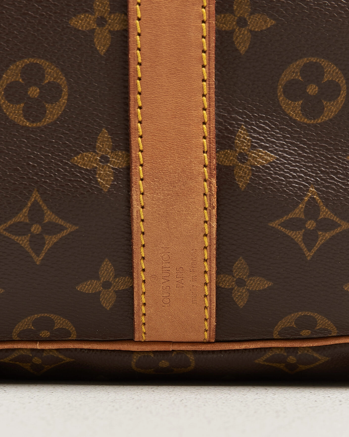 Herr | Pre-Owned & Vintage Bags | Louis Vuitton Pre-Owned | Keepall Bandouliére 55 Monogram