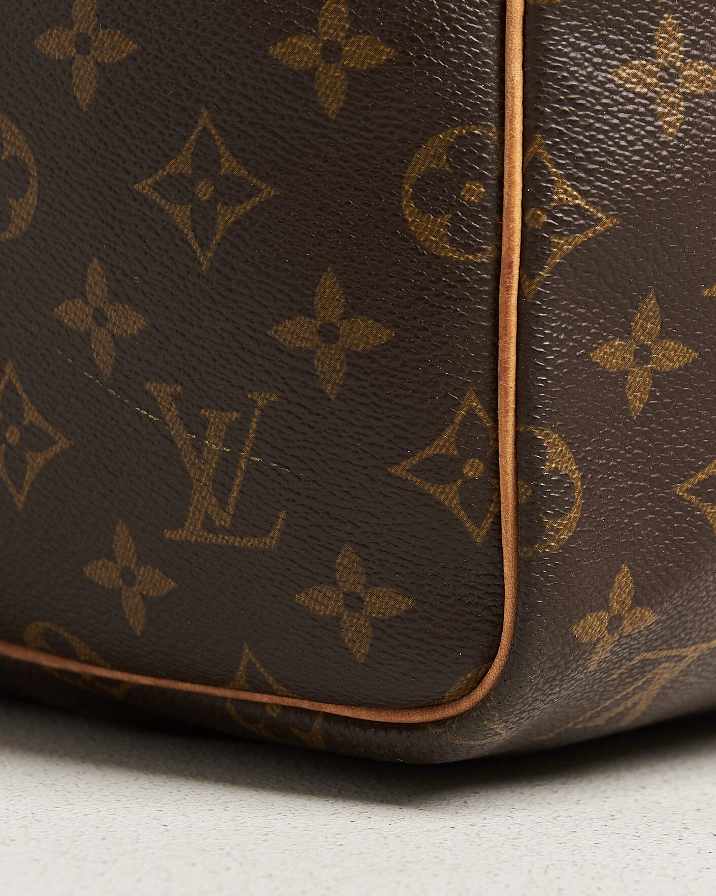 Herr | Pre-Owned & Vintage Bags | Louis Vuitton Pre-Owned | Keepall Bandouliére 55 Monogram