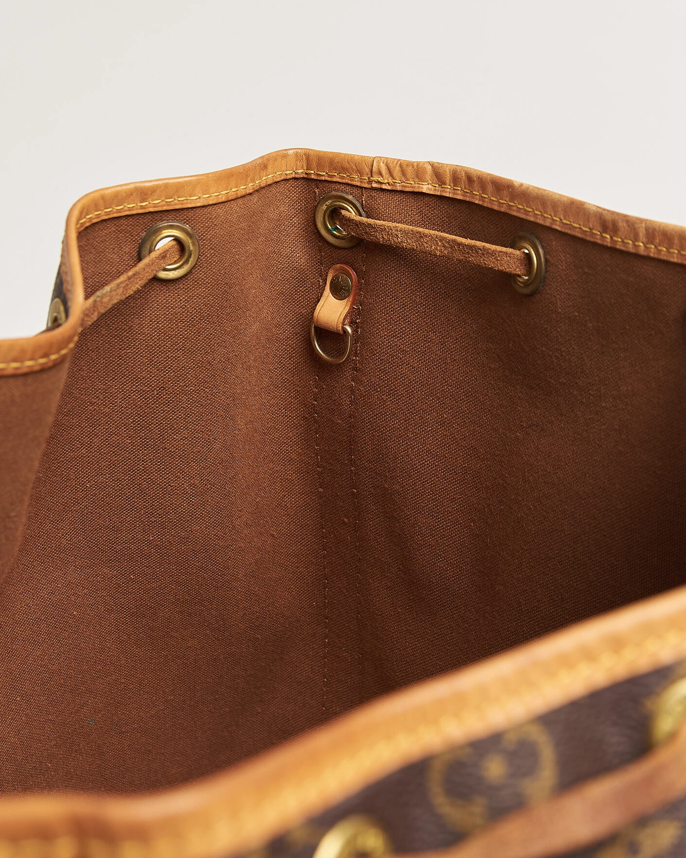 Herr | Pre-Owned & Vintage Bags | Louis Vuitton Pre-Owned | Noé Monogram