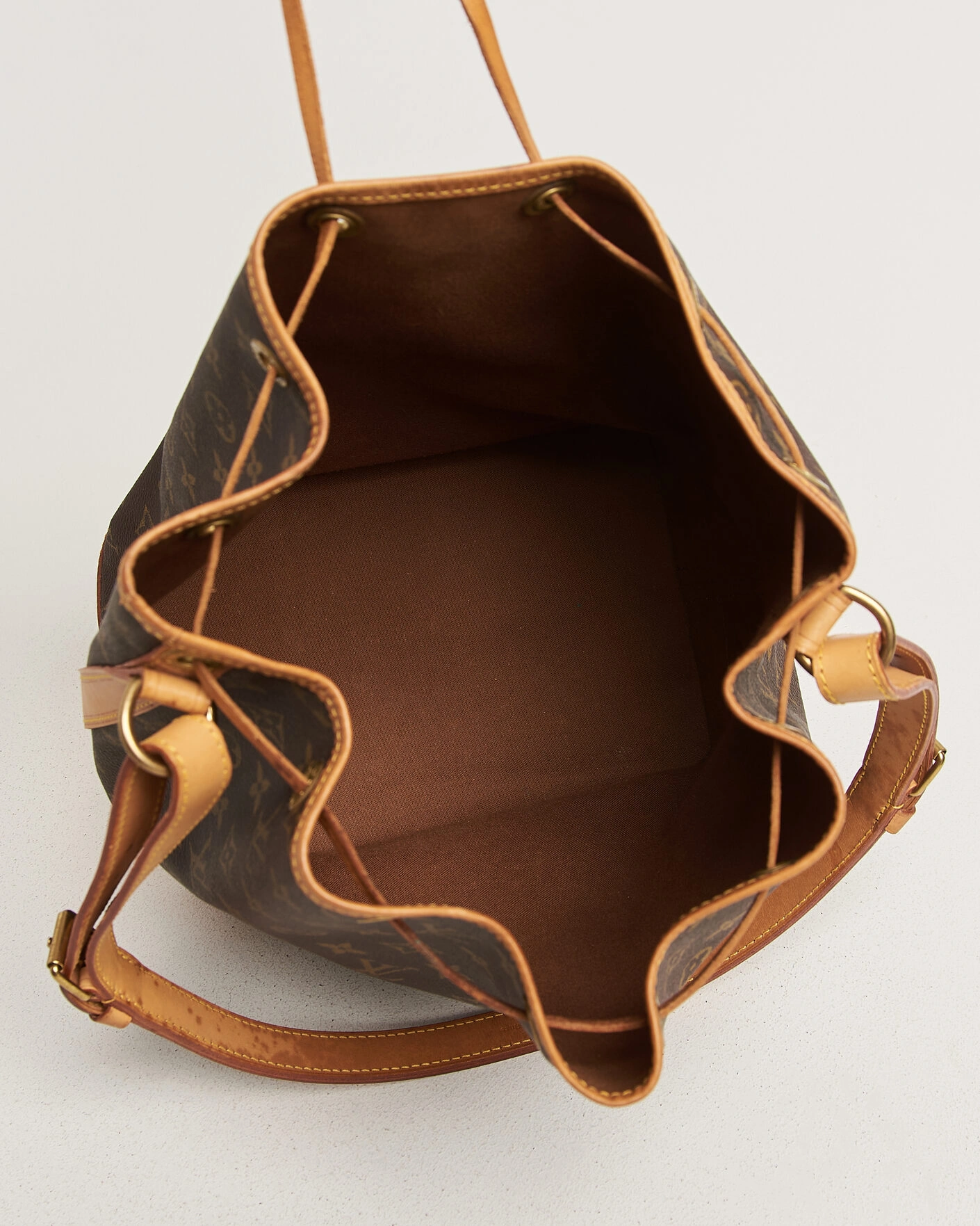 Herr | Pre-Owned & Vintage Bags | Louis Vuitton Pre-Owned | Noé Monogram