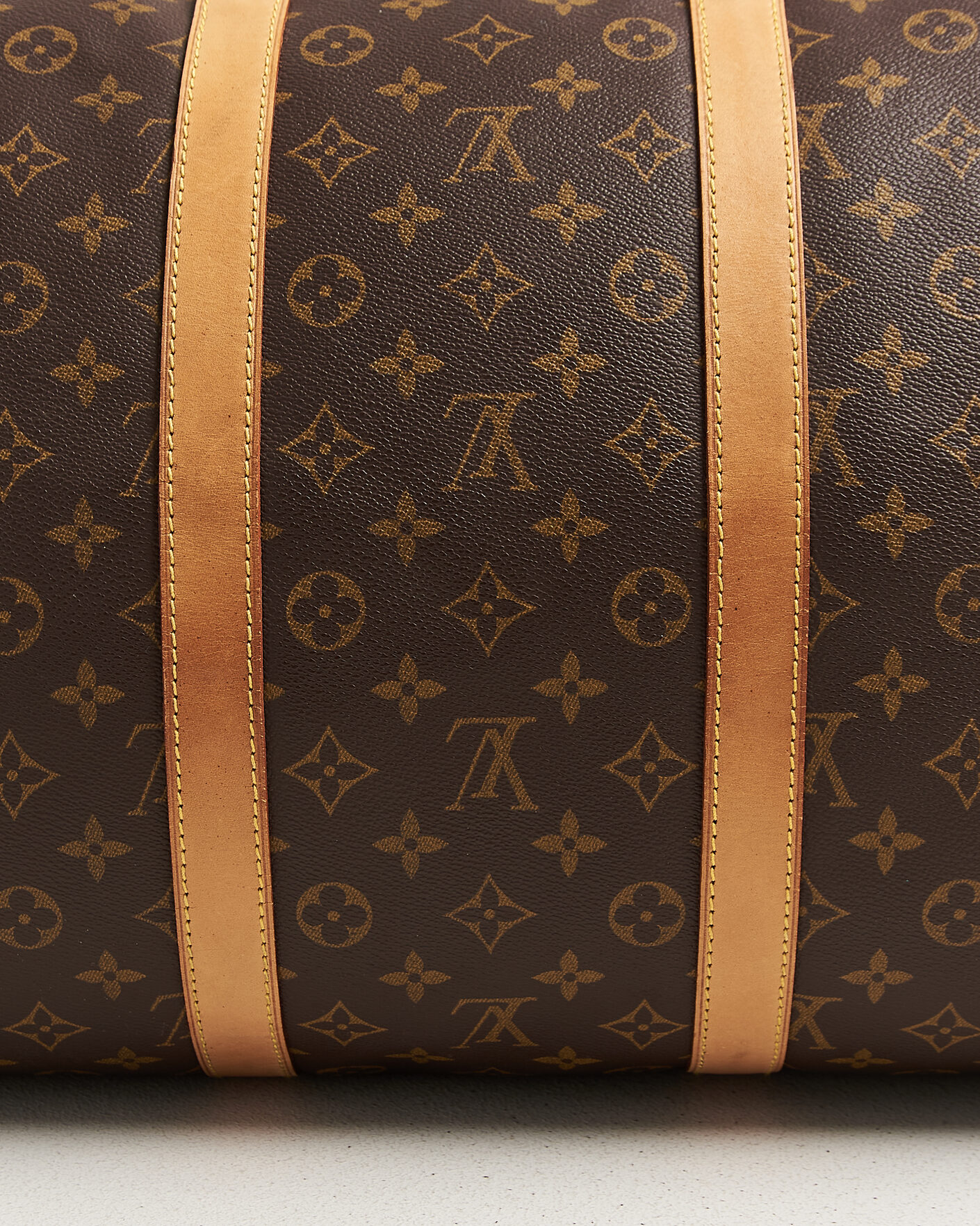 Herr | Pre-Owned & Vintage Bags | Louis Vuitton Pre-Owned | Keepall Bandouliére 55 Monogram