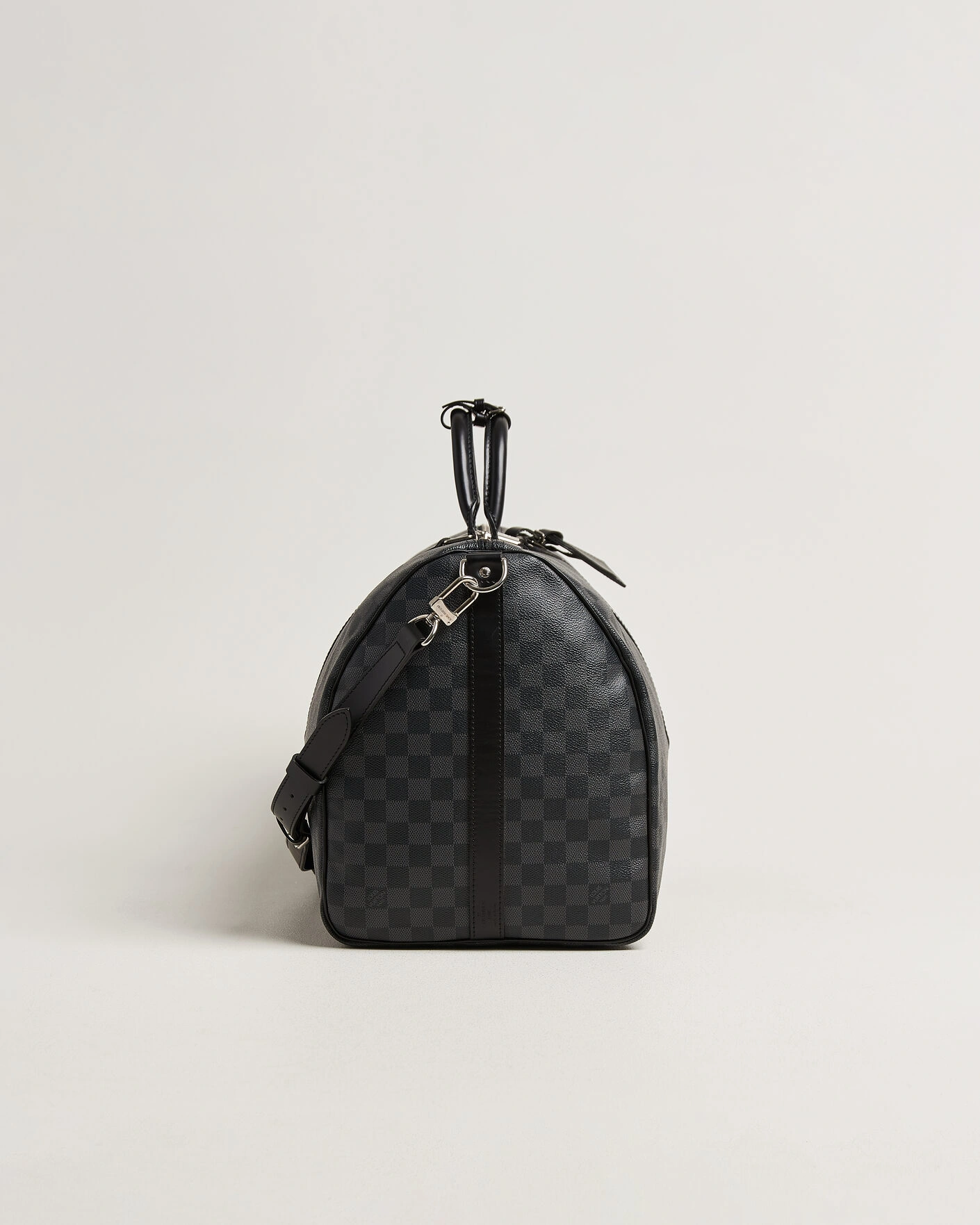 Herr | Pre-Owned & Vintage Bags | Louis Vuitton Pre-Owned | Keepall Bandouliére 55 Damier Graphite