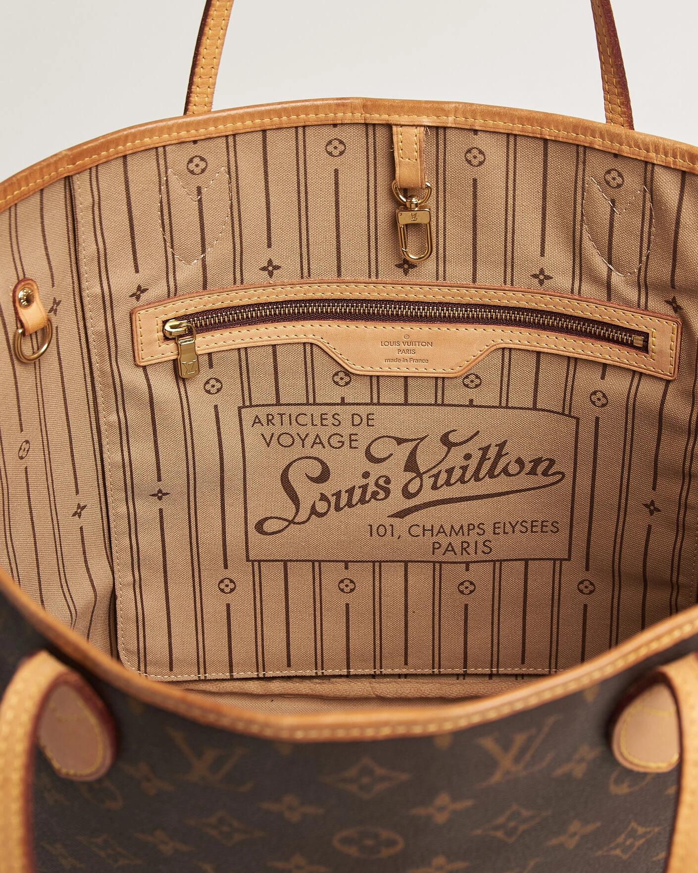 Herr | Pre-Owned & Vintage Bags | Louis Vuitton Pre-Owned | Neverfull MM Monogram