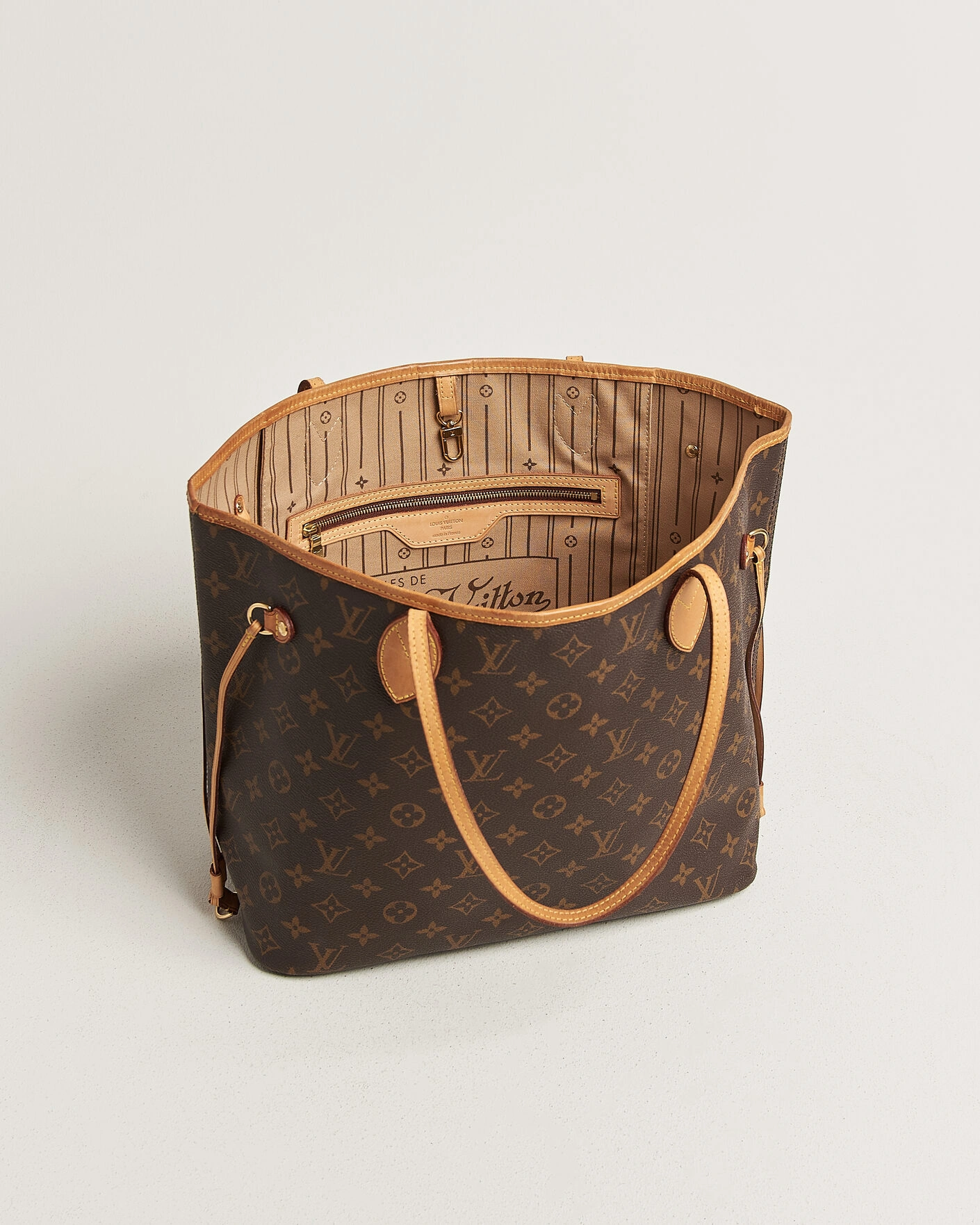 Herr | Pre-Owned & Vintage Bags | Louis Vuitton Pre-Owned | Neverfull MM Monogram