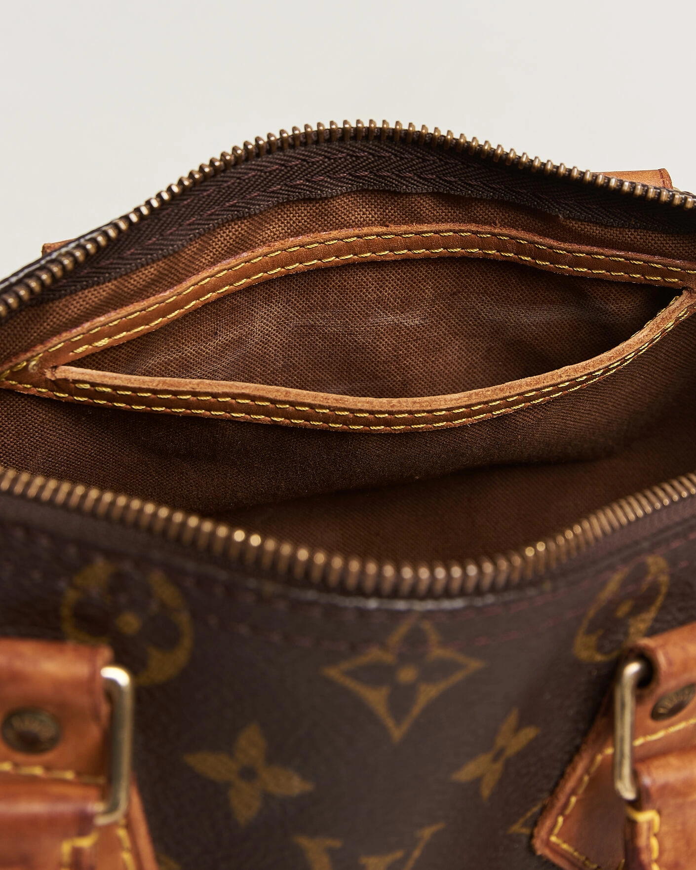 Herr | Pre-Owned & Vintage Bags | Louis Vuitton Pre-Owned | Speedy 25 Monogram