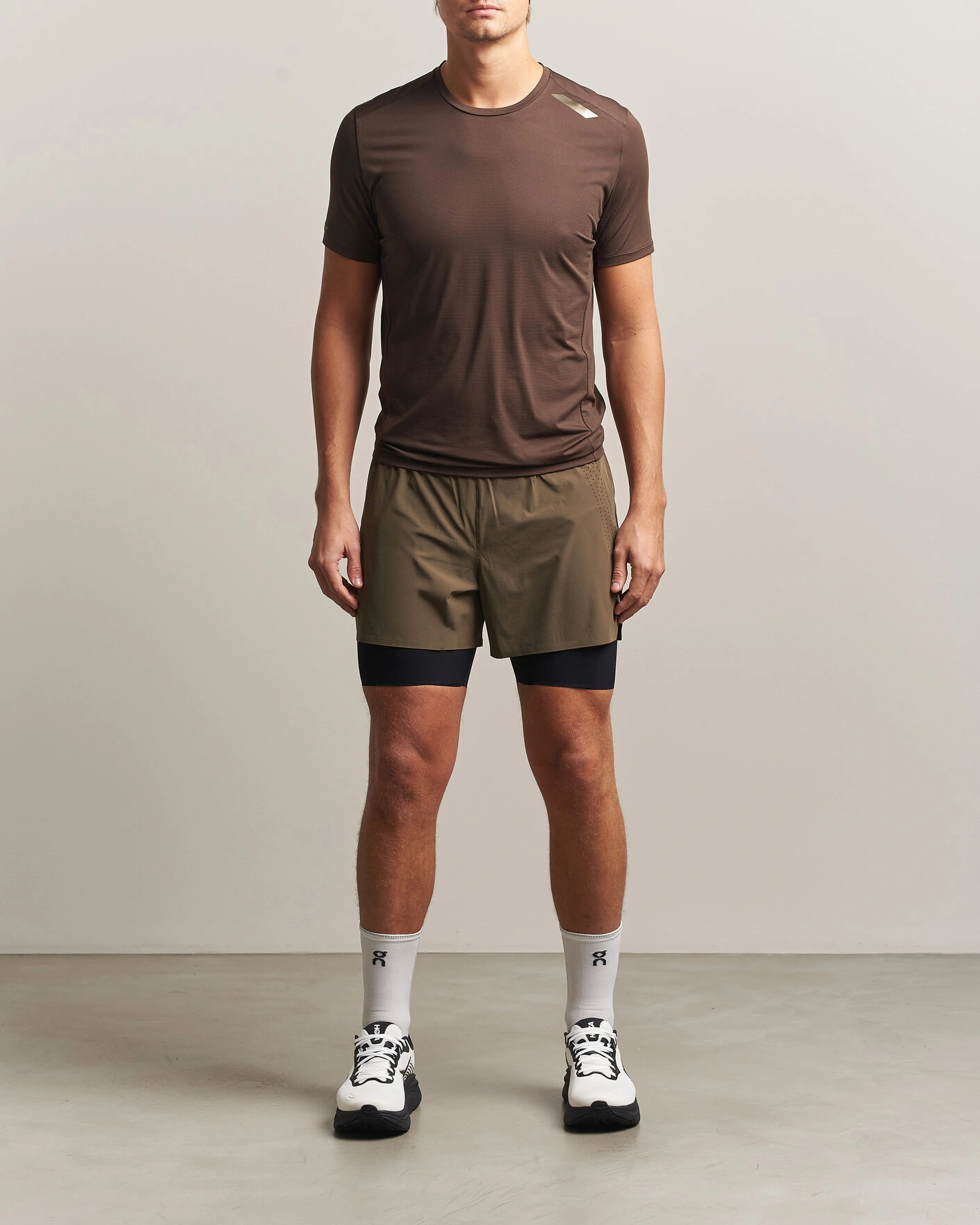 Herr | Shorts | SOAR Running | Dual Run Shorts Khaki