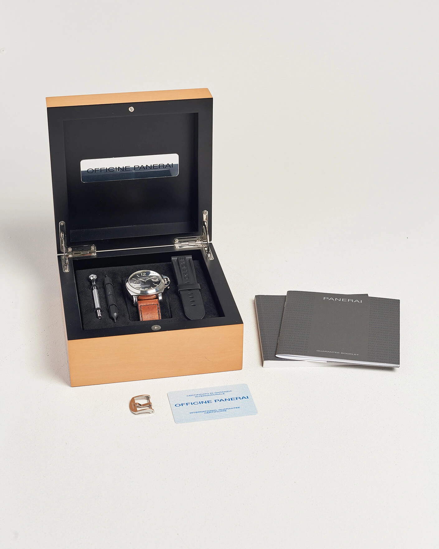 Herr | Pre-Owned & Vintage Watches | Panerai Pre-Owned | Luminor Marina  