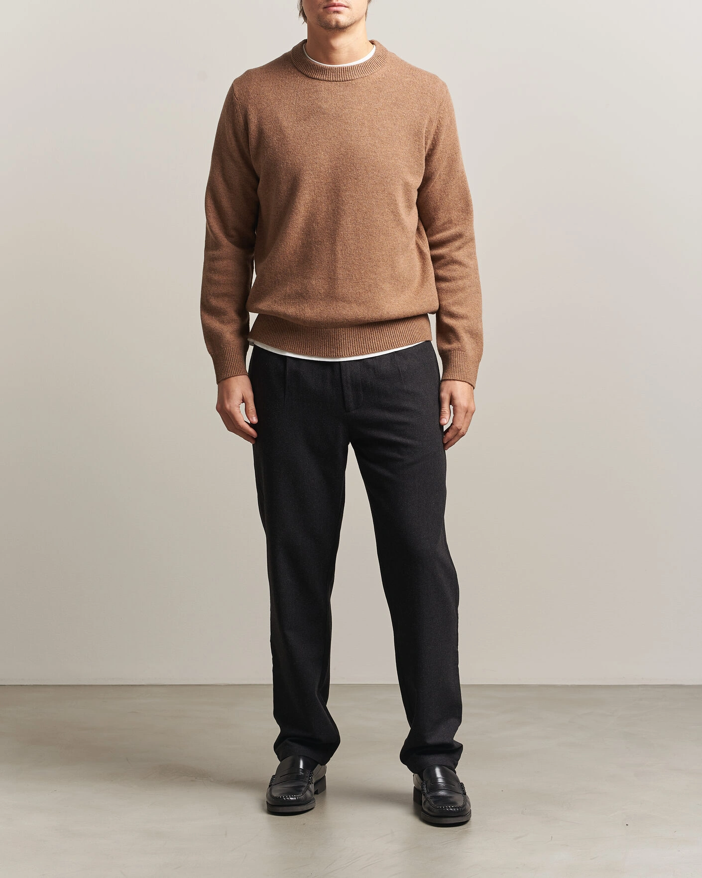 Herr | Tröjor | Samsøe Samsøe | Isak Knitted Crew Neck Lead Gray