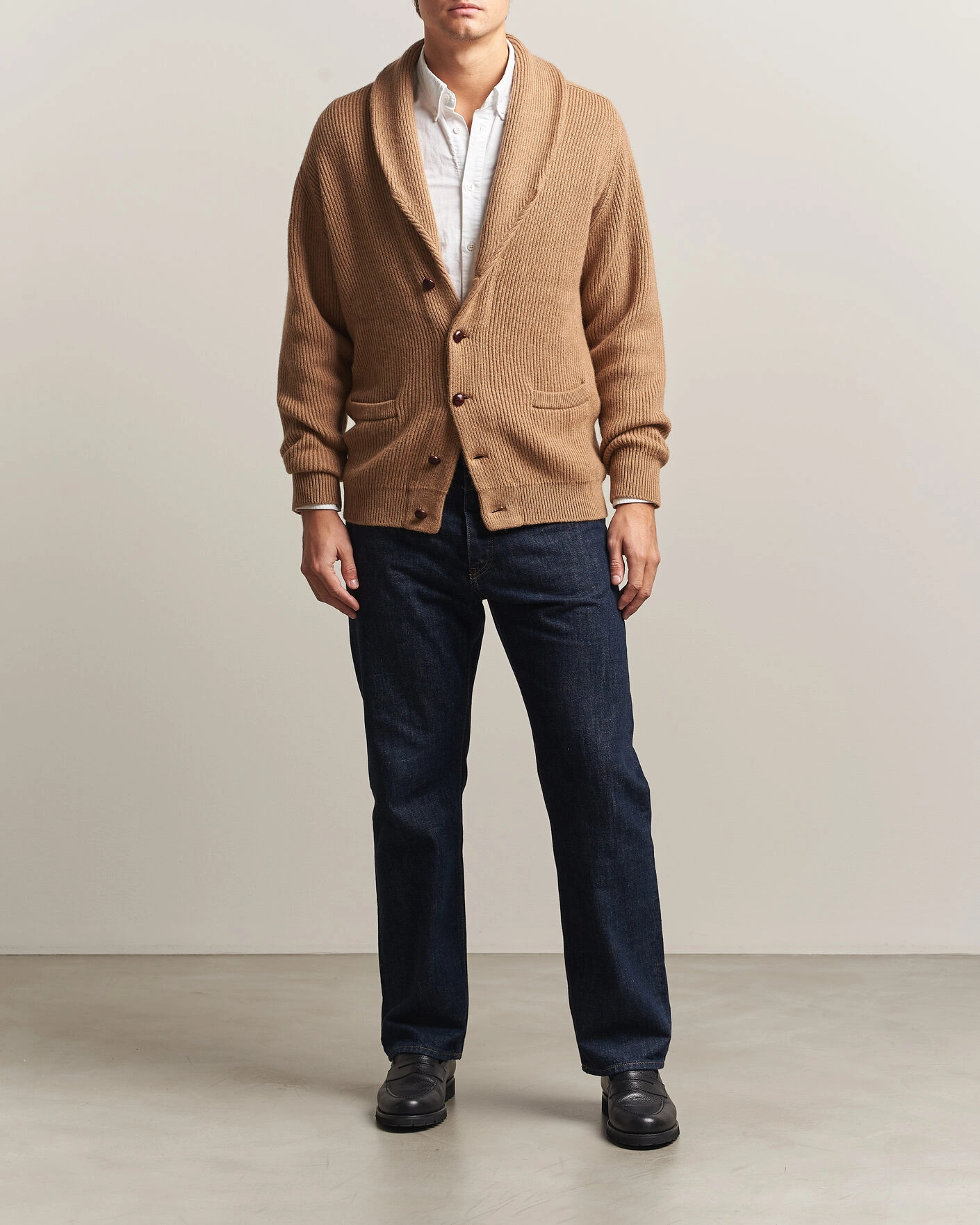 Herr | Tröjor | William Lockie | Windsor Camelhair Shawl Cardigan Natural Brown