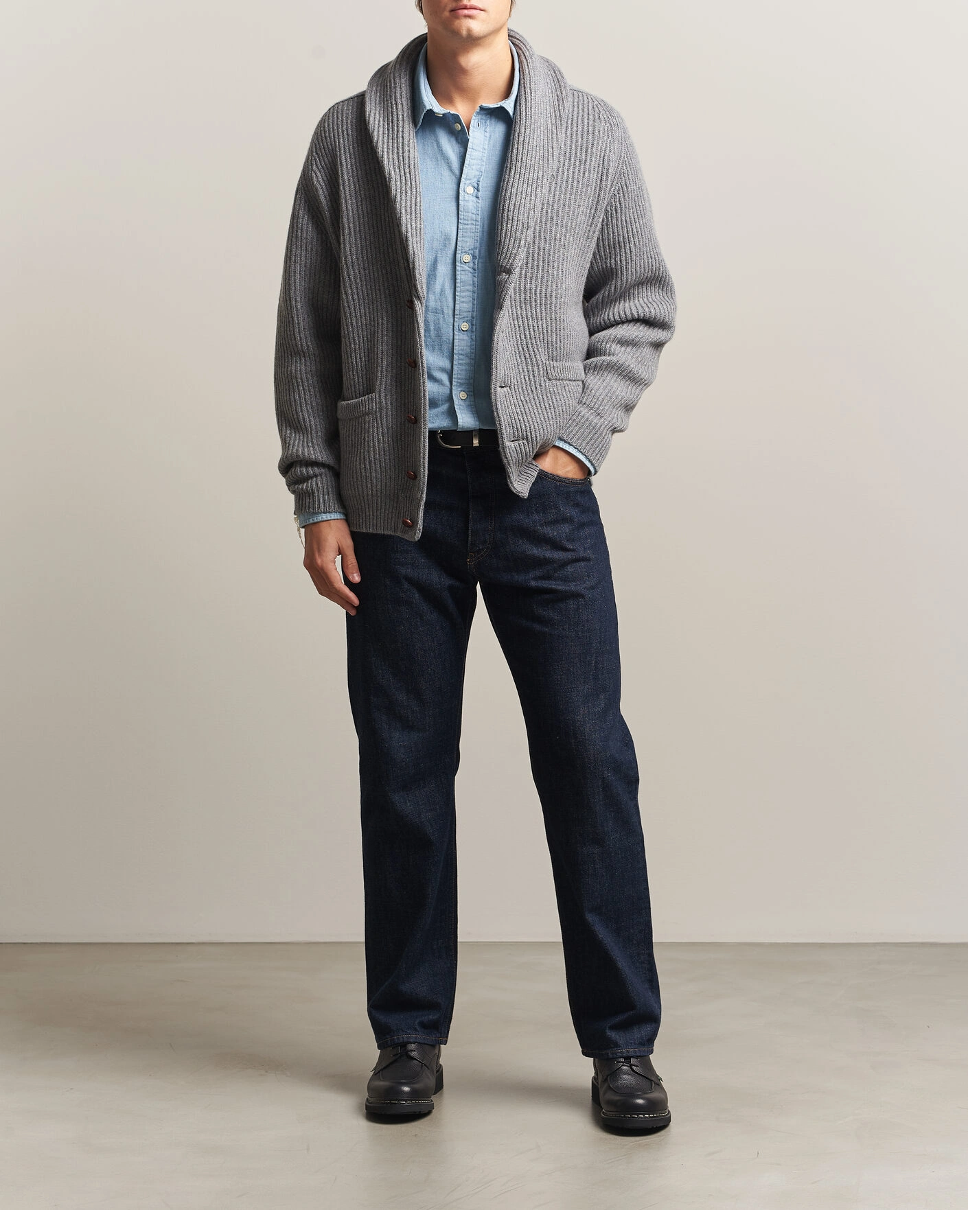 Herr | Tröjor | William Lockie | Windsor Cashmere Shawl Cardigan Flannel Grey
