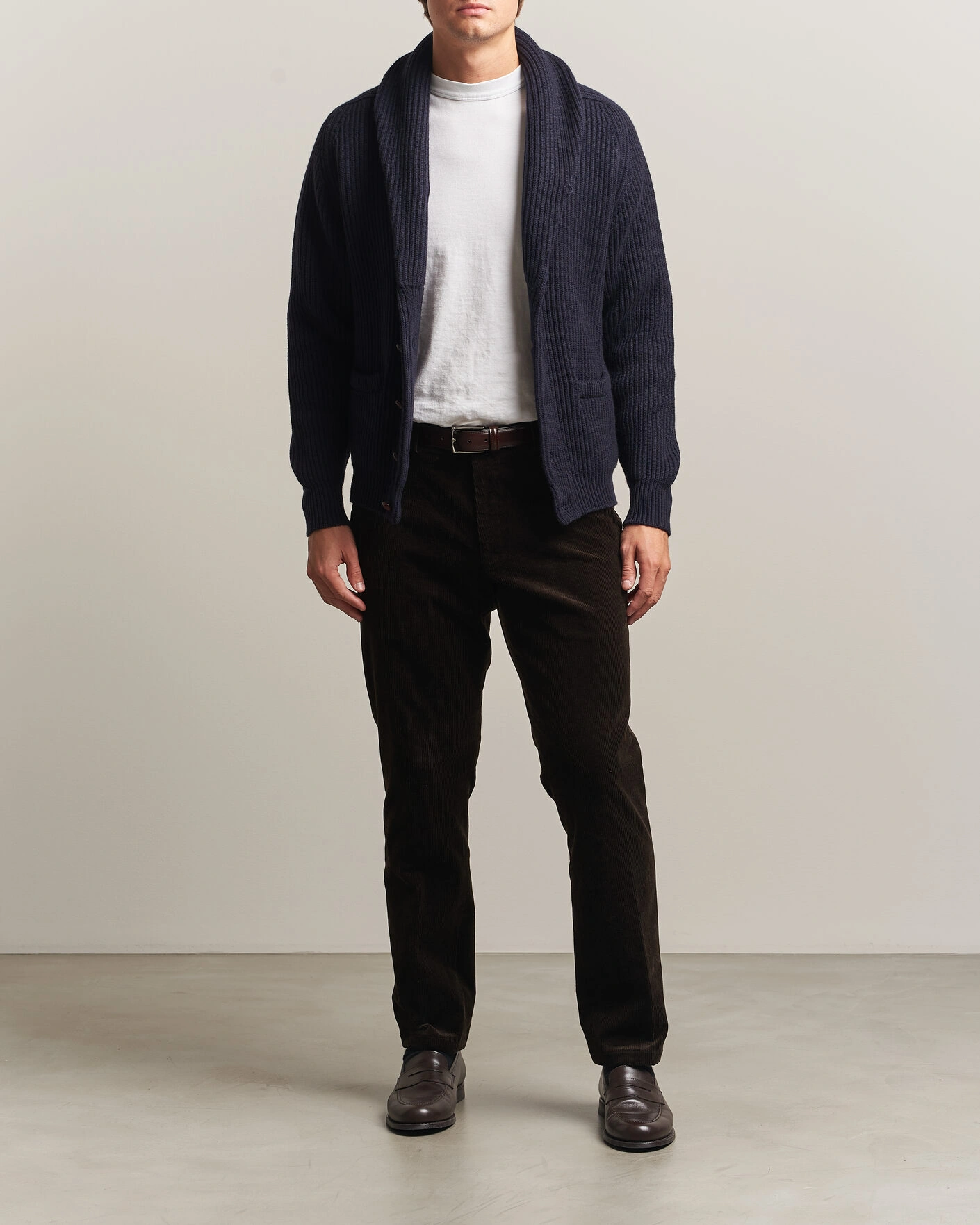 Herr | Tröjor | William Lockie | Windsor Cashmere Shawl Cardigan Navy