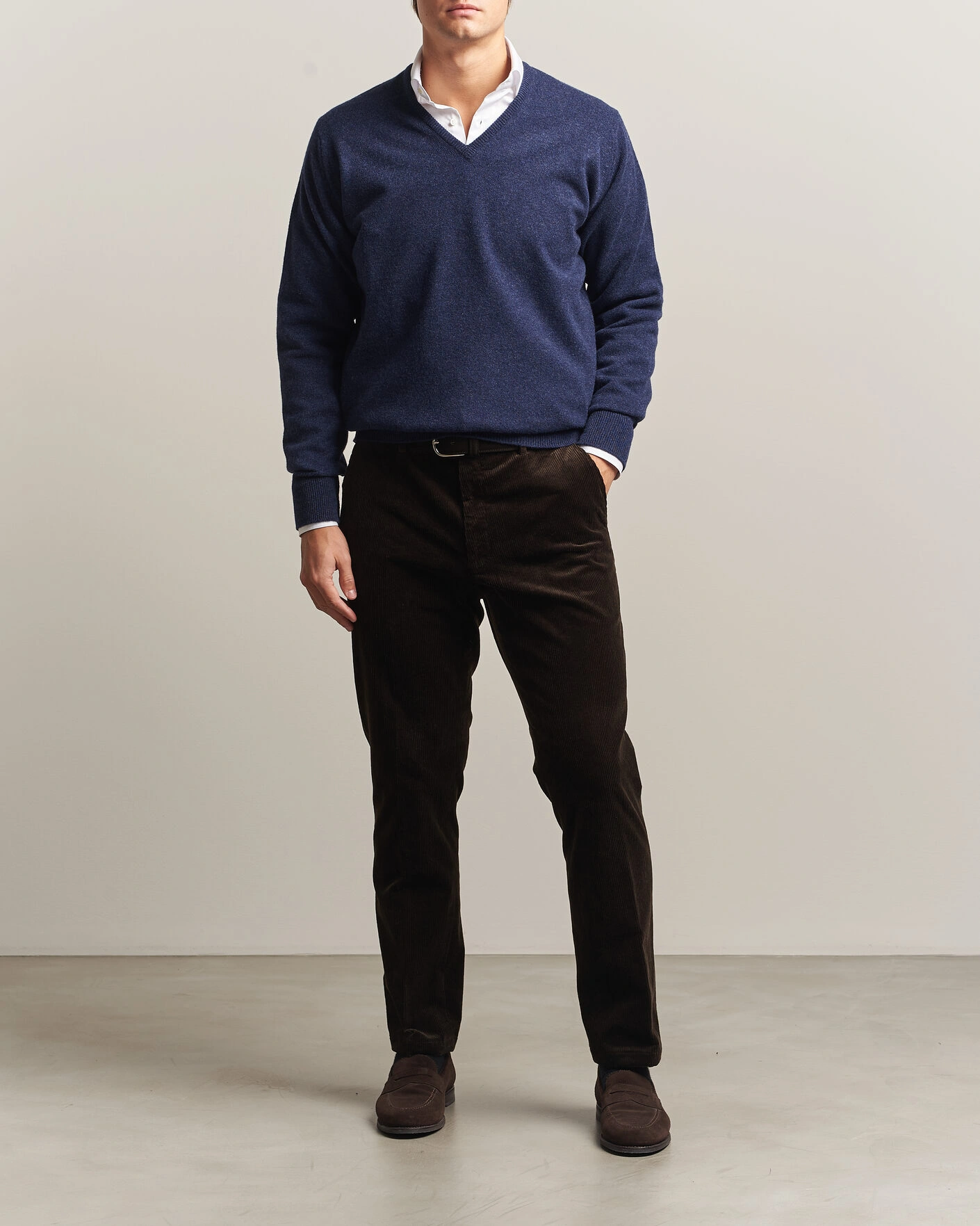 Herr | Tröjor | William Lockie | Rob Lambswool V-Neck Astra