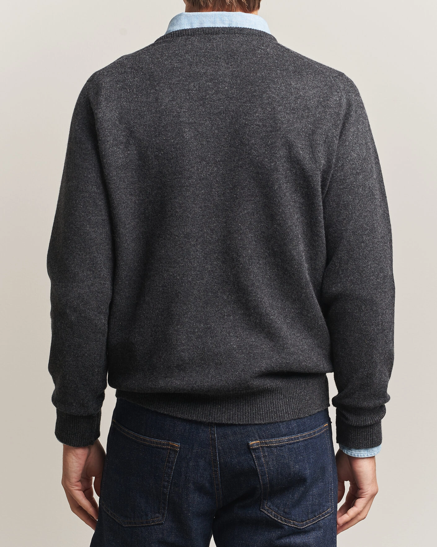 Herr | Tröjor | William Lockie | Rob Lambswool Crewneck Charcoal