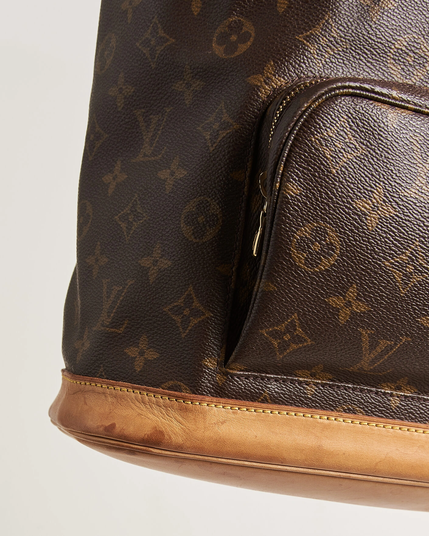 Herr | Pre-Owned & Vintage Bags | Louis Vuitton Pre-Owned | Montsouris GM Backpack Monogram