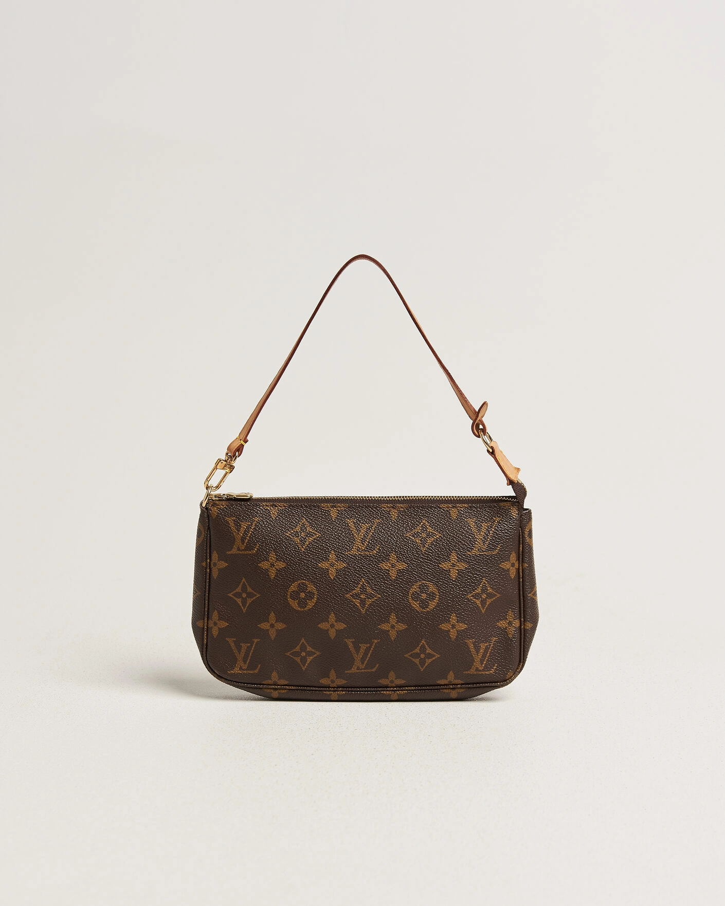 Herr | Pre-Owned & Vintage Bags | Louis Vuitton Pre-Owned | Pochette Accessoires Monogram