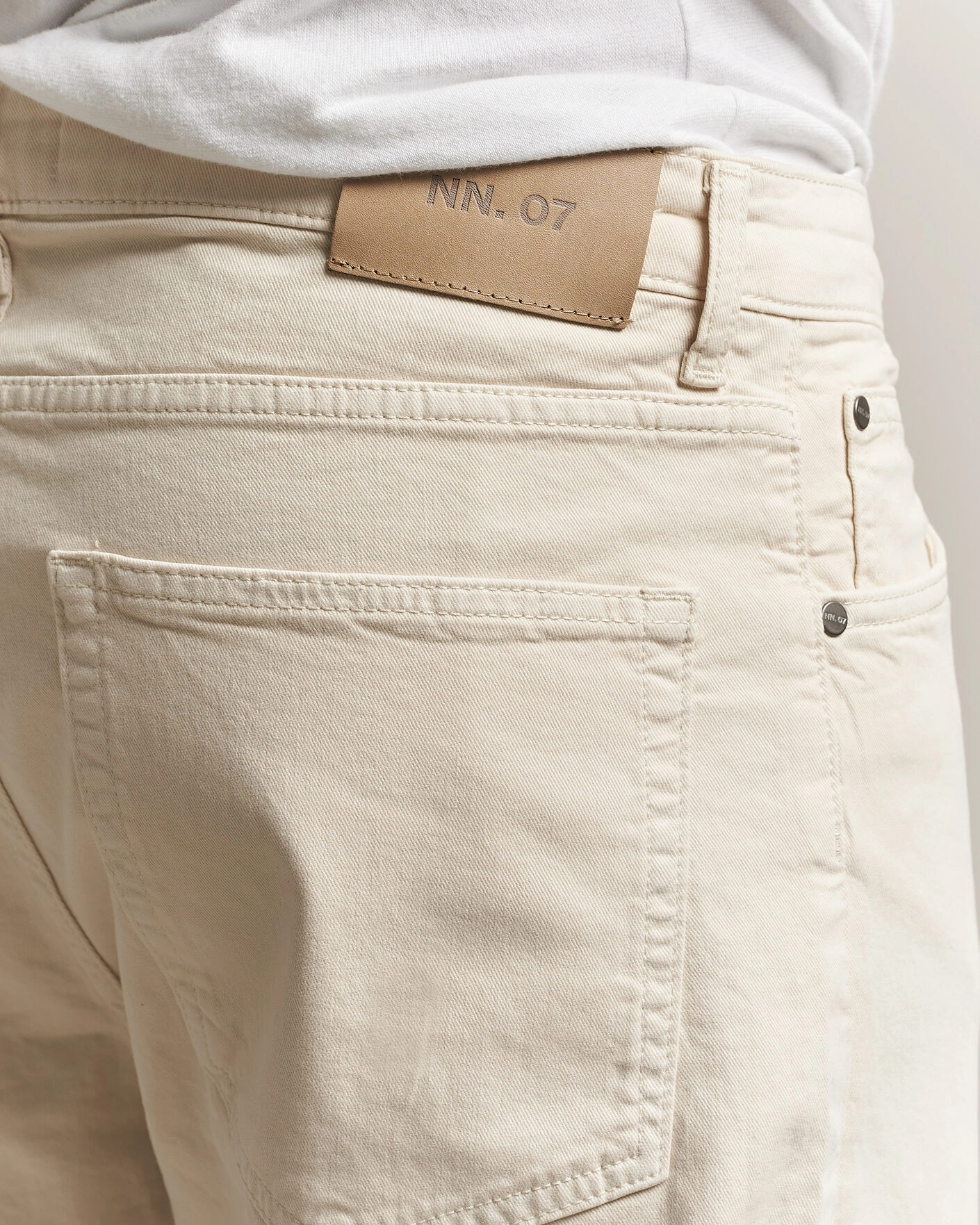 Herr | Byxor | NN07 | Otis Relaxed Fit 5-Pocket Pants Ivory