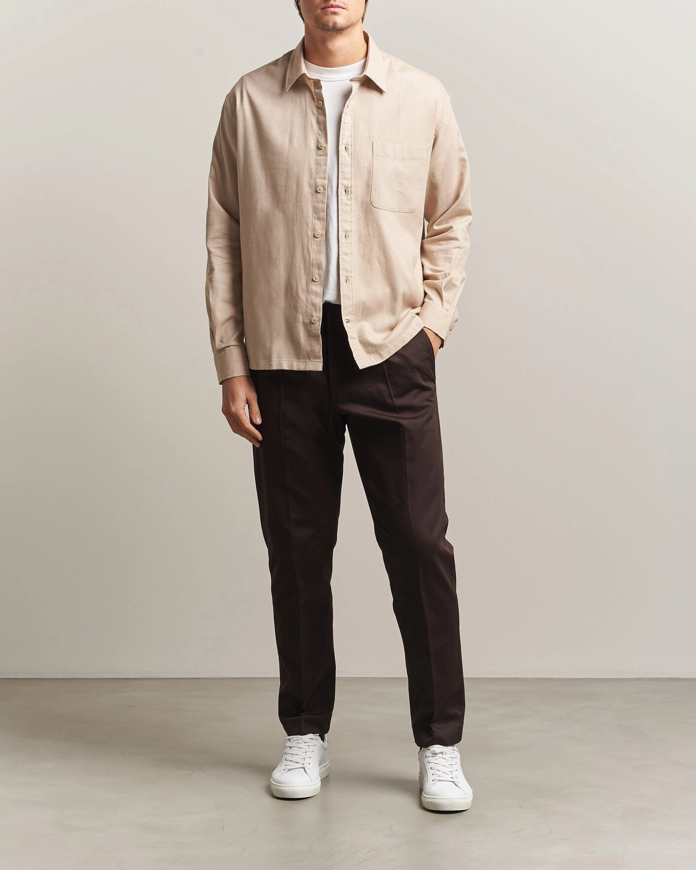 Herr | Byxor | NN07 | Bill Pleated Cotton Chinos Deep Truffle