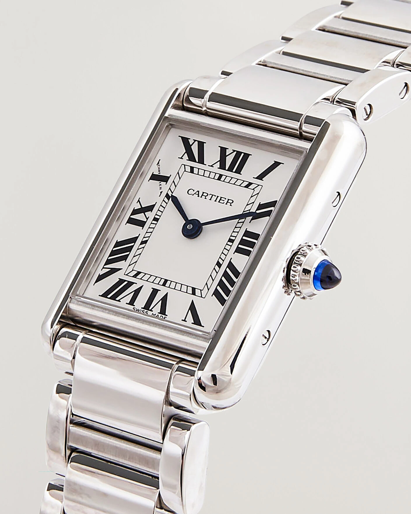 Herr | Pre-Owned & Vintage Watches | Cartier Pre-Owned | Tank Must