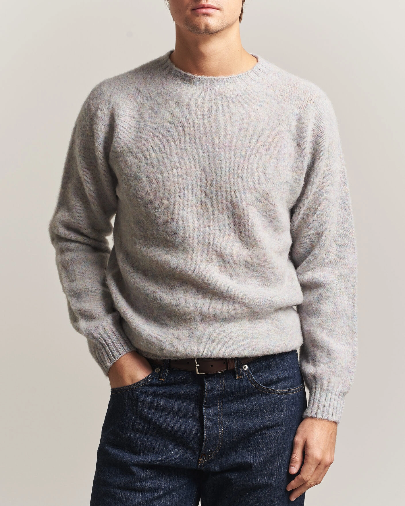 Herr | Tröjor | Harley Of Scotland | Brushed Supersoft Lambswool Crewneck Aurora