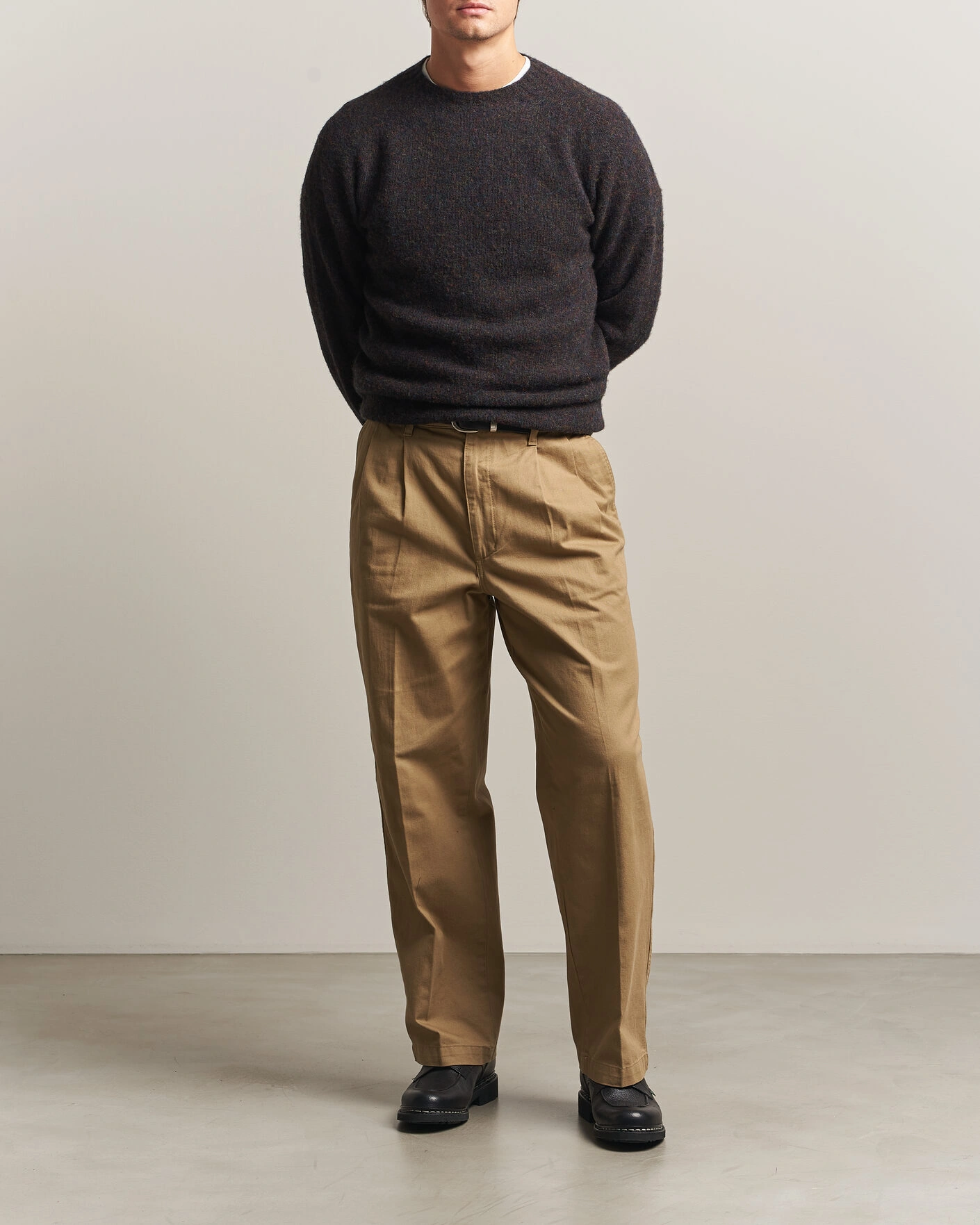 Herr | Tröjor | Harley Of Scotland | Brushed Supersoft Lambswool Crewneck Volcano