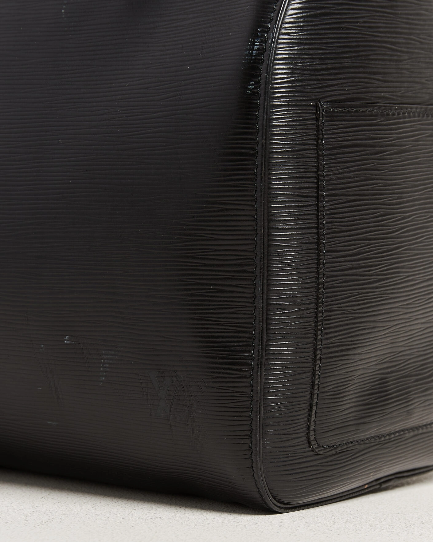 Herr | Pre-Owned & Vintage Bags | Louis Vuitton Pre-Owned | Keepall Epi Leather 50 Black