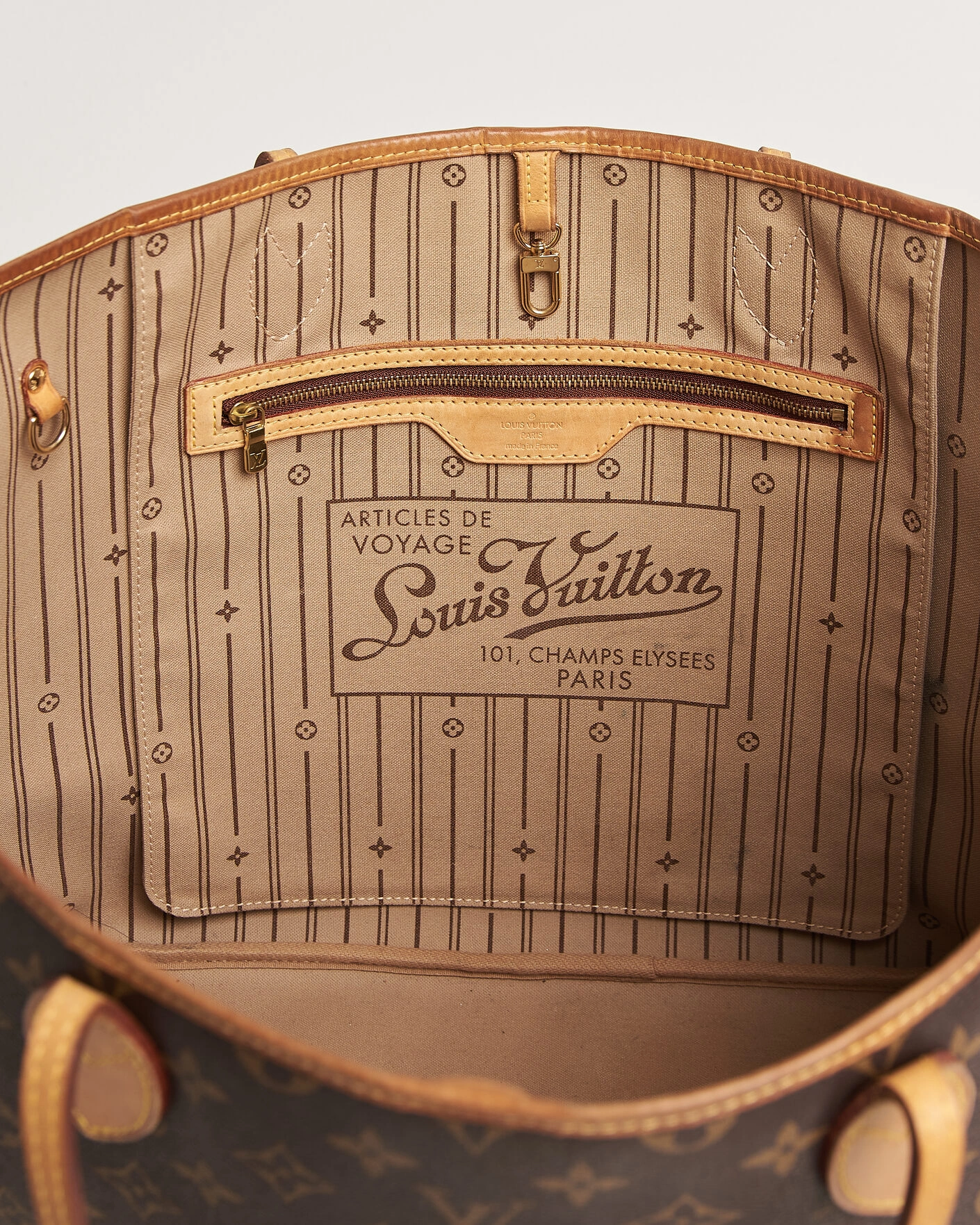 Herr | Pre-Owned & Vintage Bags | Louis Vuitton Pre-Owned | Neverfull GM Monogram