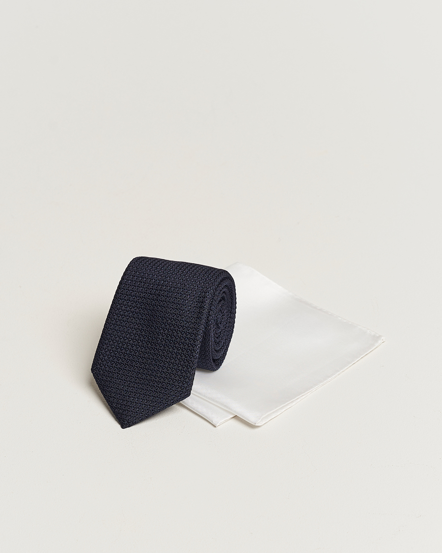 Herr | Slipsar | Amanda Christensen | Set Tie Navy & Handkercheif White