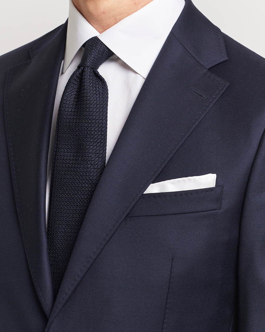 Herr | Slipsar | Amanda Christensen | Set Tie Navy & Handkercheif White