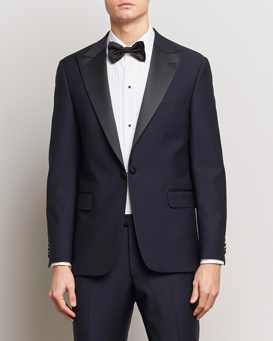 Herr | Kostymer | Oscar Jacobson | Frampton Wool Tuxedo Suit Navy