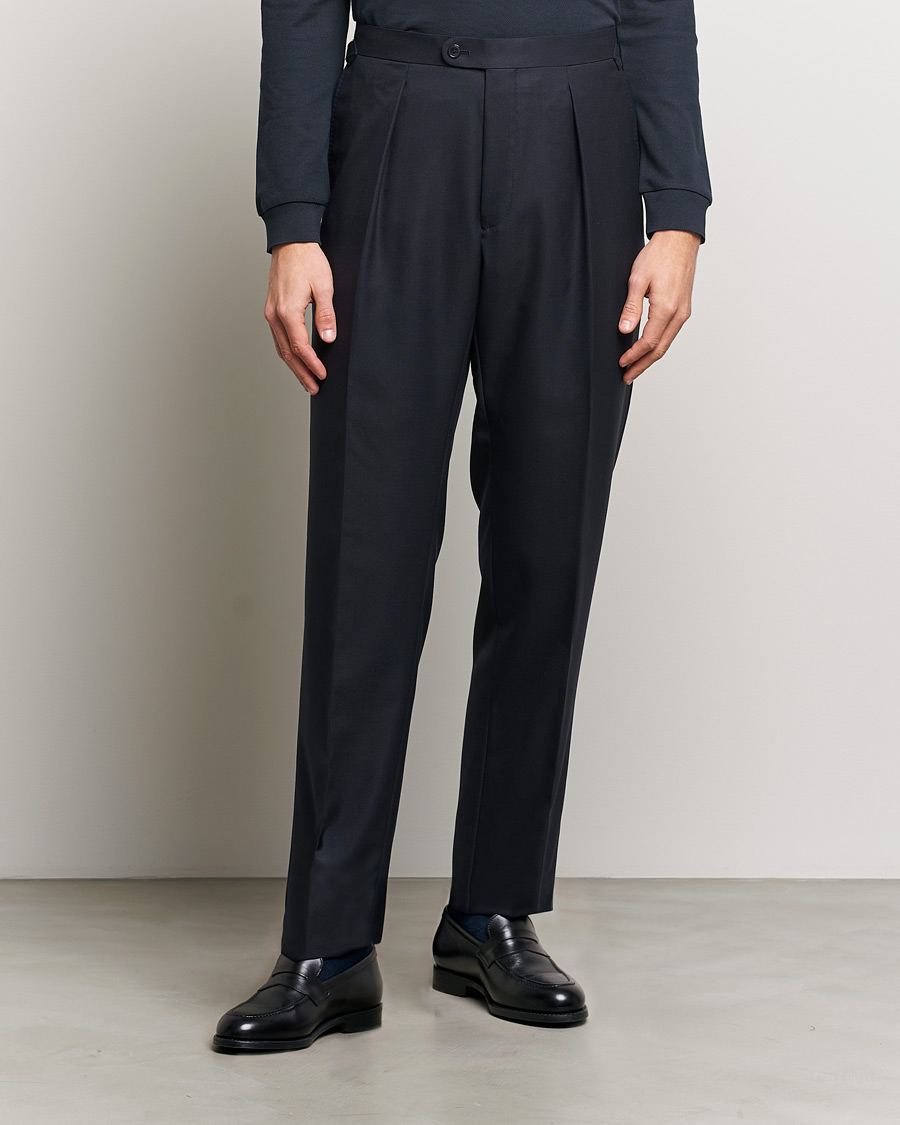 Herr | | Tailoring services | Casual Classic